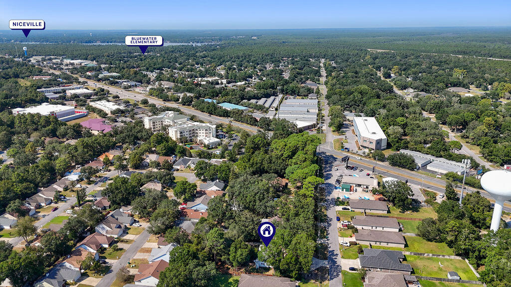 DIXON S/D N1/2 LOT 5 BLK F - Residential