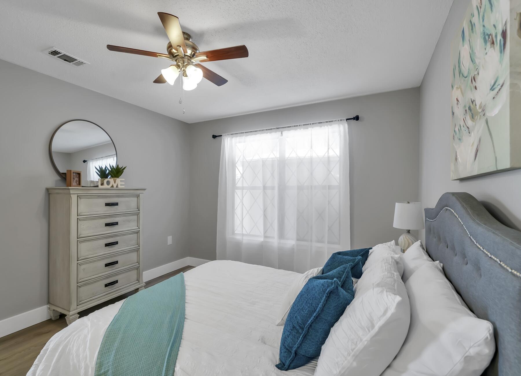 HIDDEN TRAILS PH 1 - Residential