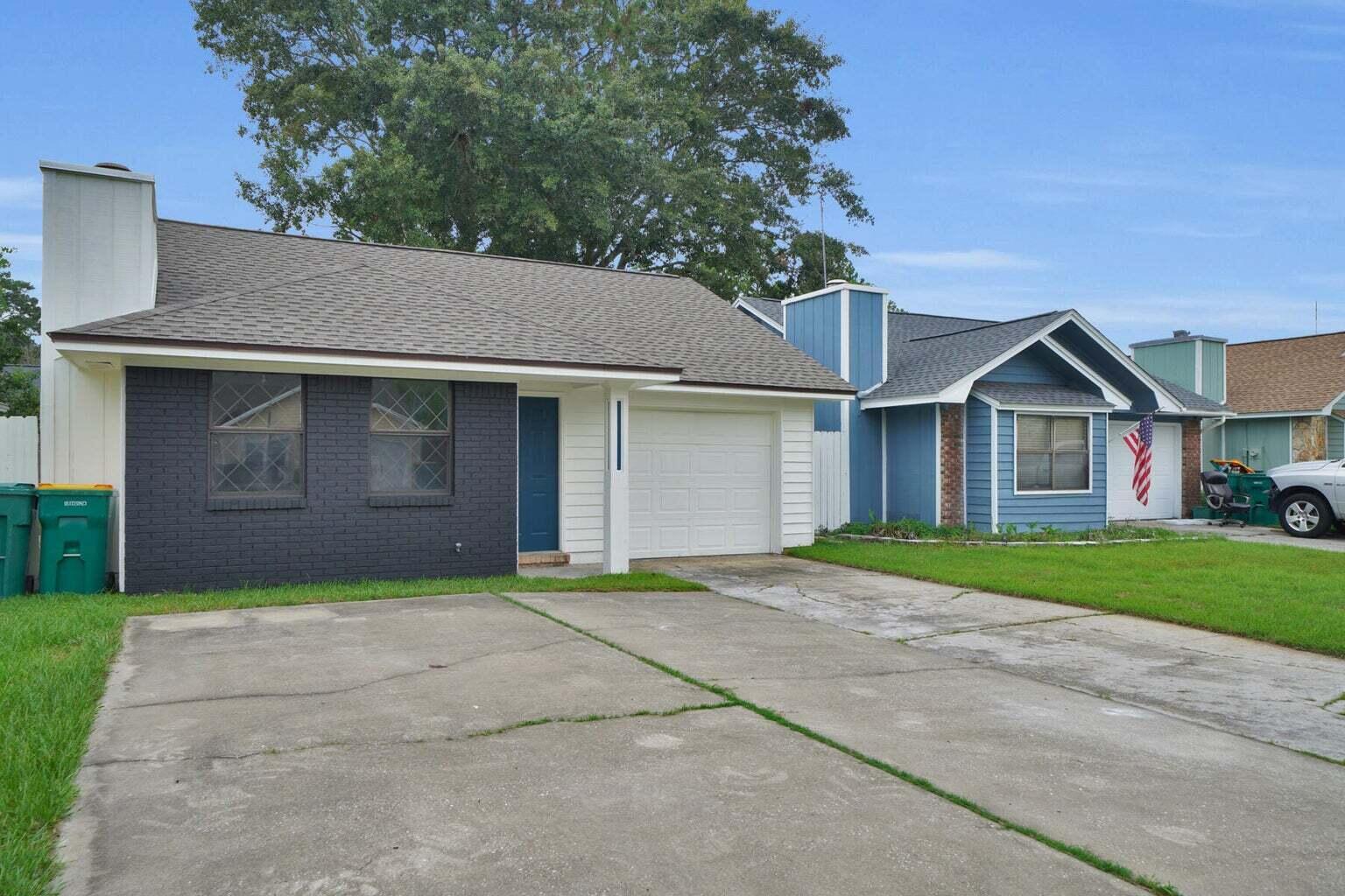 HIDDEN TRAILS PH 1 - Residential