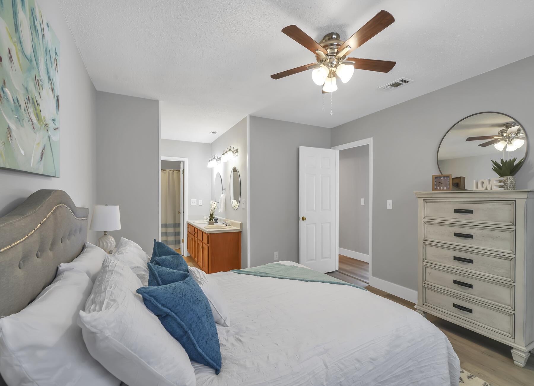 HIDDEN TRAILS PH 1 - Residential