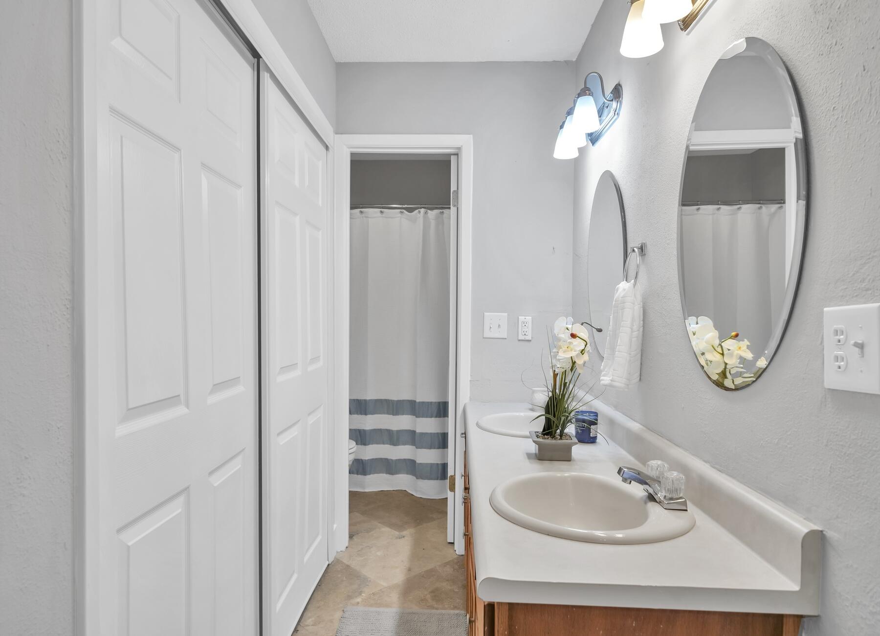 HIDDEN TRAILS PH 1 - Residential