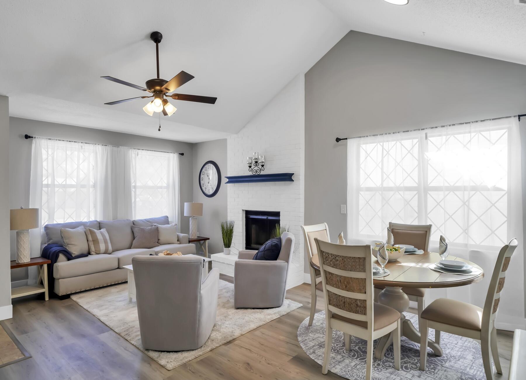 HIDDEN TRAILS PH 1 - Residential