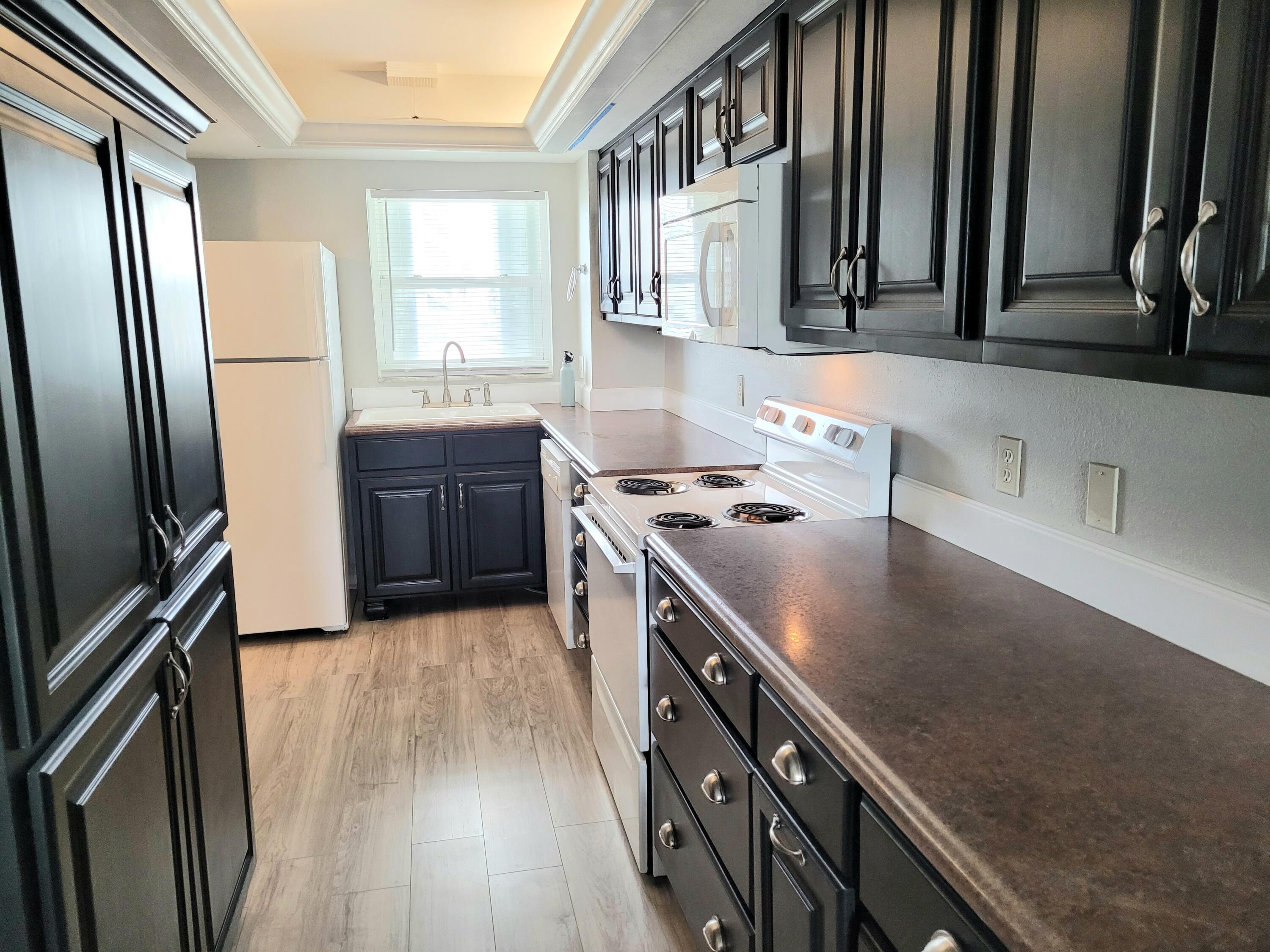 El Matador Condo Unit 528 - Residential