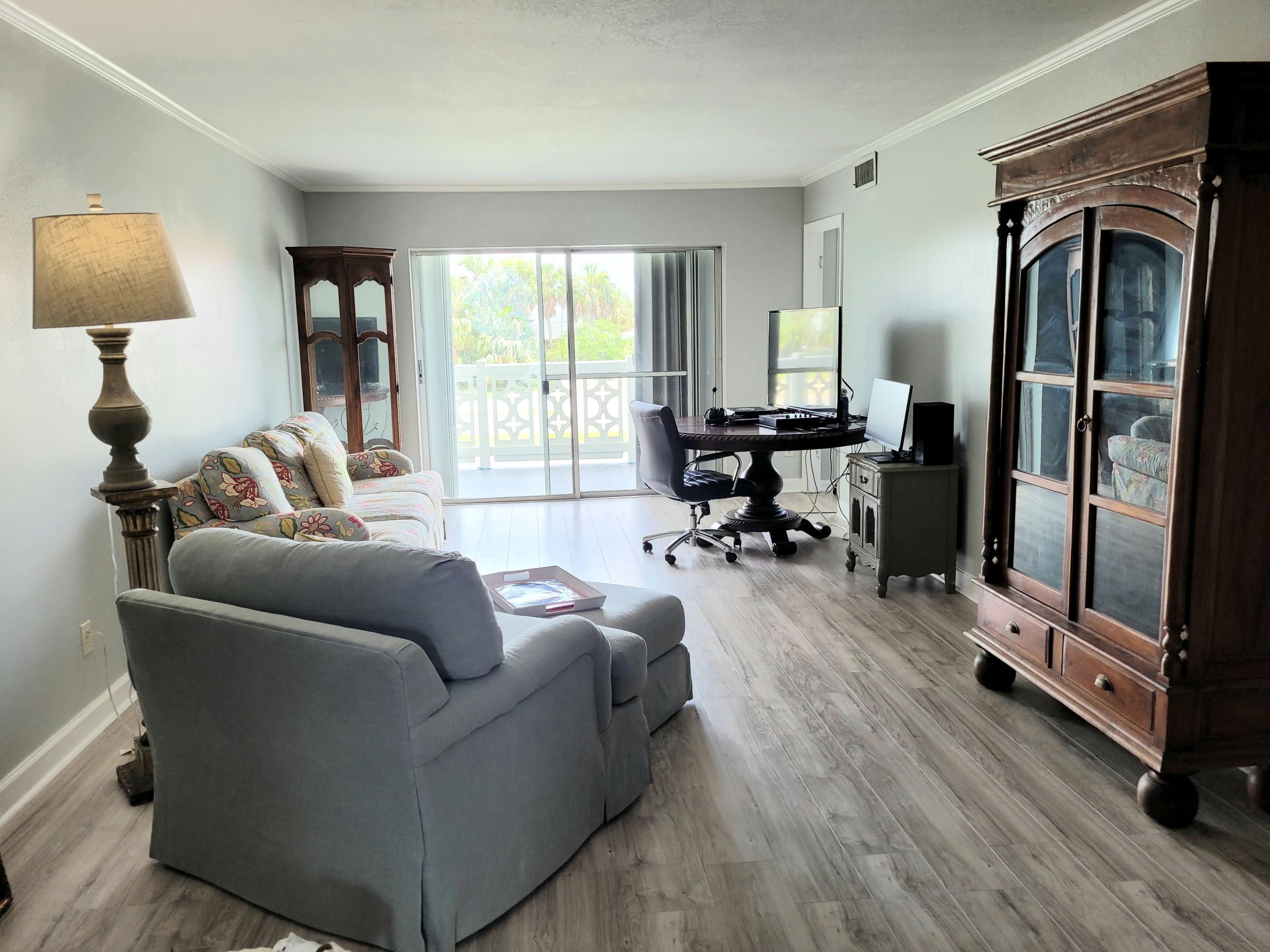 El Matador Condo Unit 528 - Residential