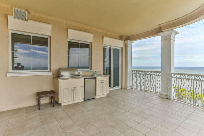 ONE WATER PLACE AT KELLY PLANTATION - Residential