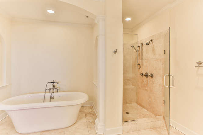 ONE WATER PLACE AT KELLY PLANTATION - Residential