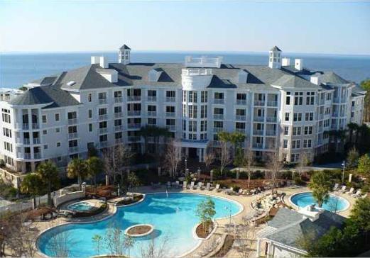 BAHIA CONDO - Residential