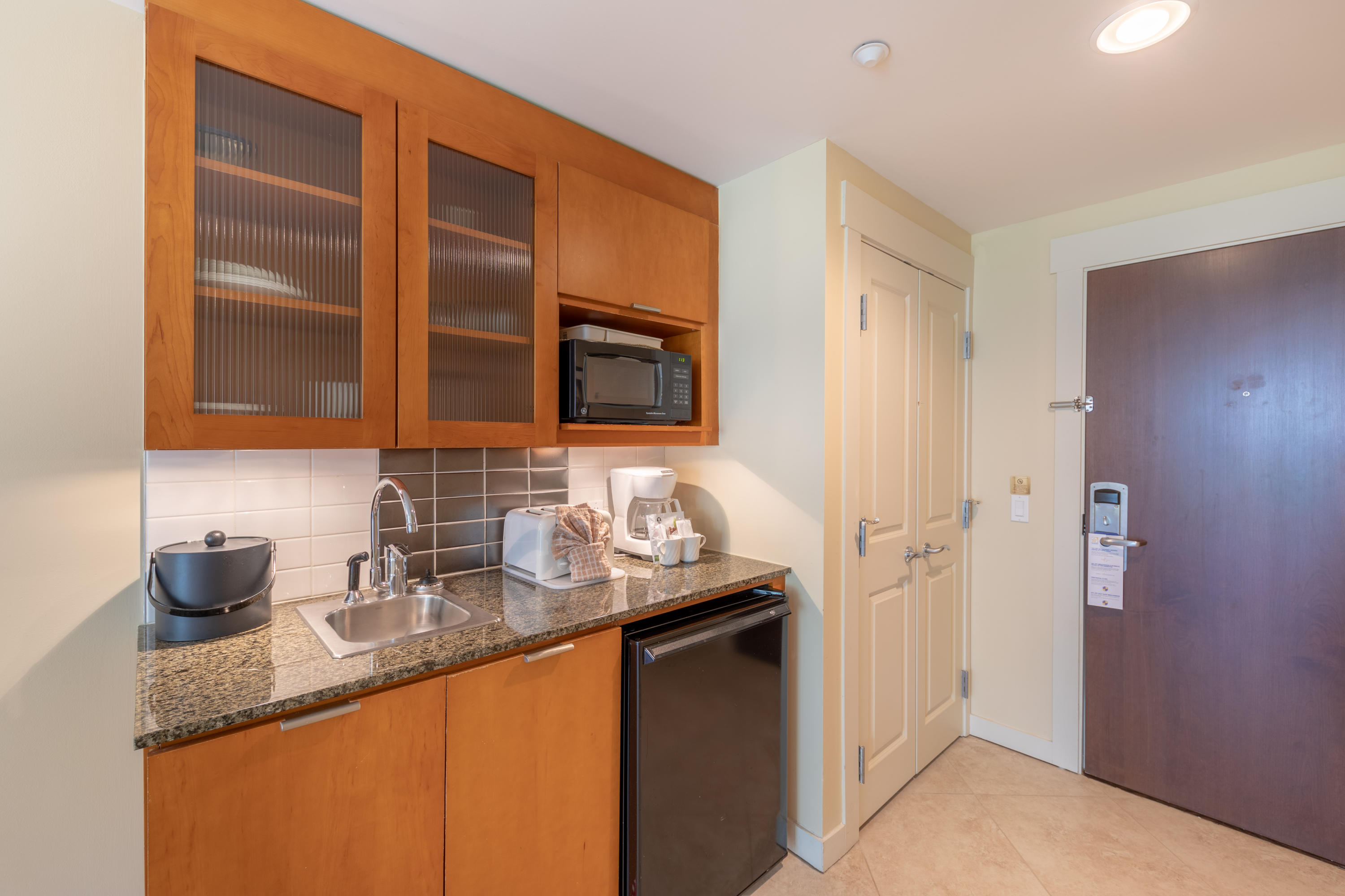 BAHIA CONDO - Residential