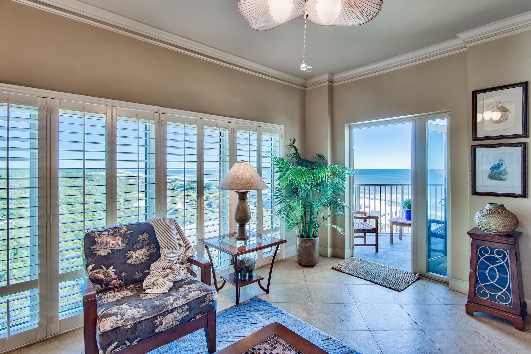 TOPS'L BEACH MANOR - Residential