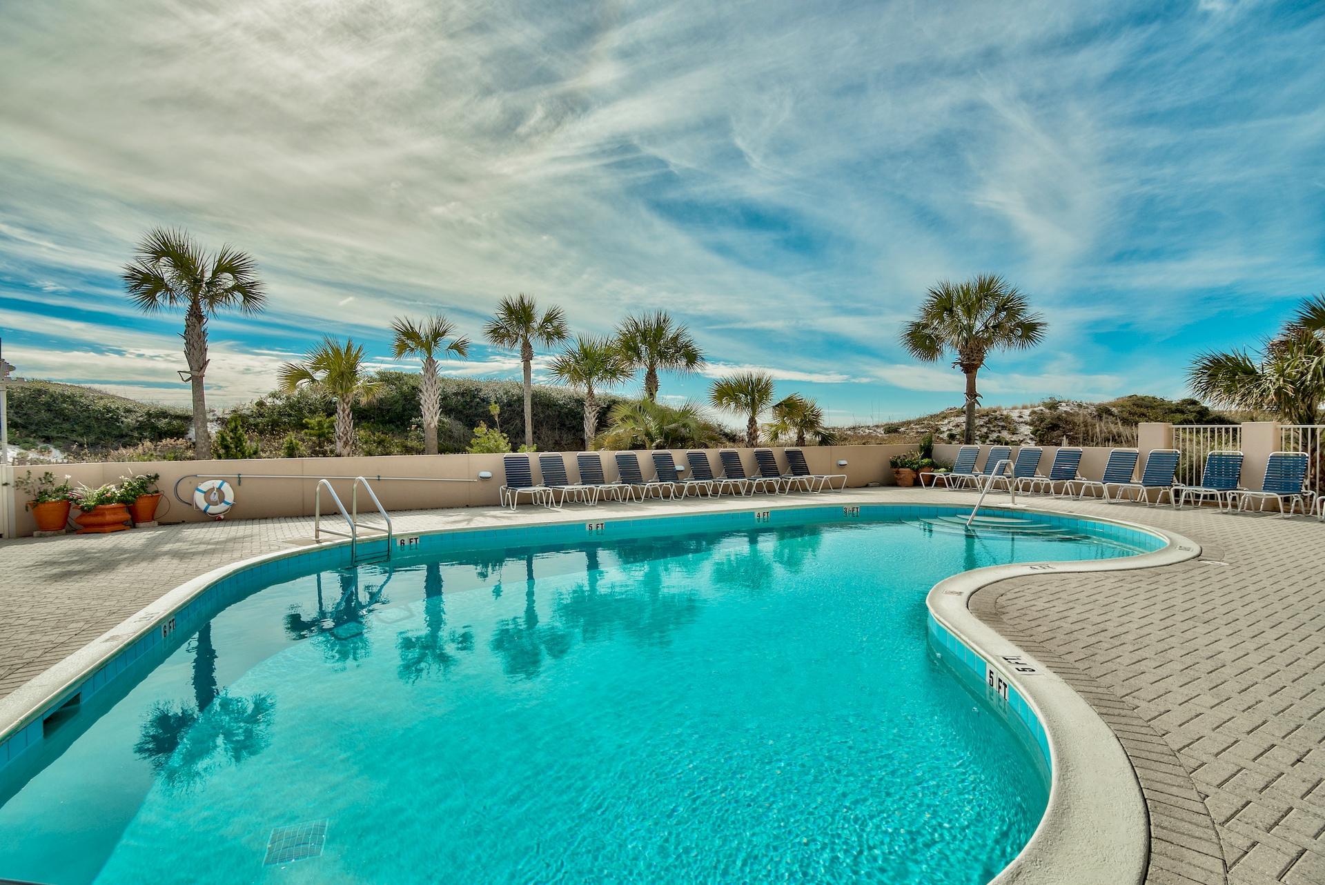 TOPS'L BEACH MANOR - Residential