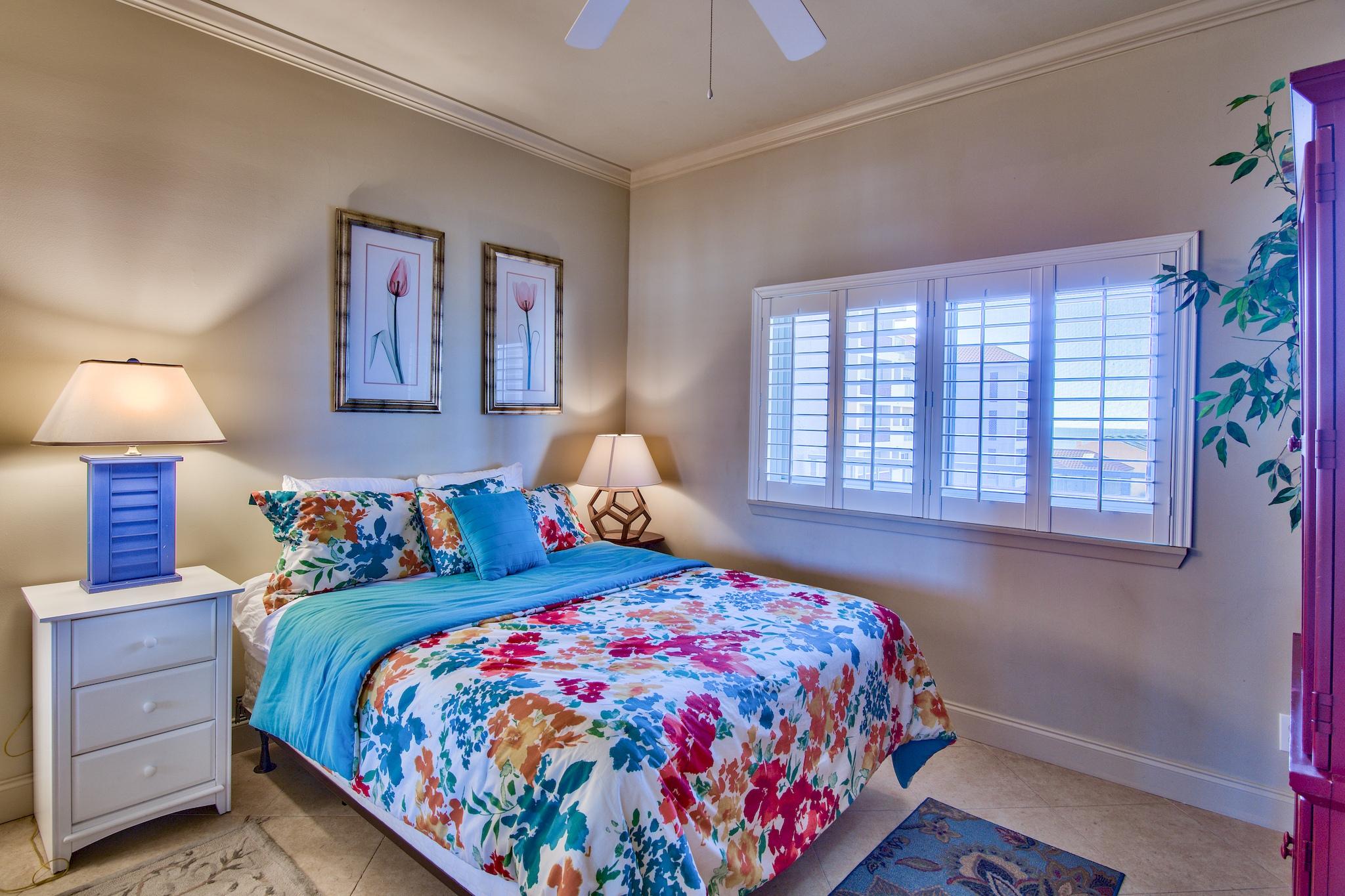 TOPS'L BEACH MANOR - Residential