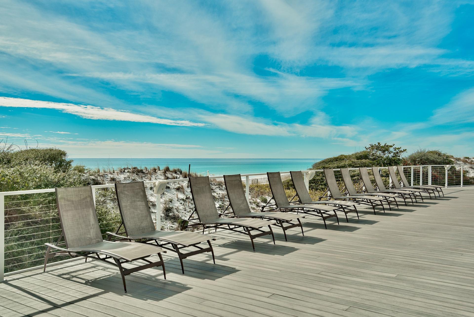 TOPS'L BEACH MANOR - Residential