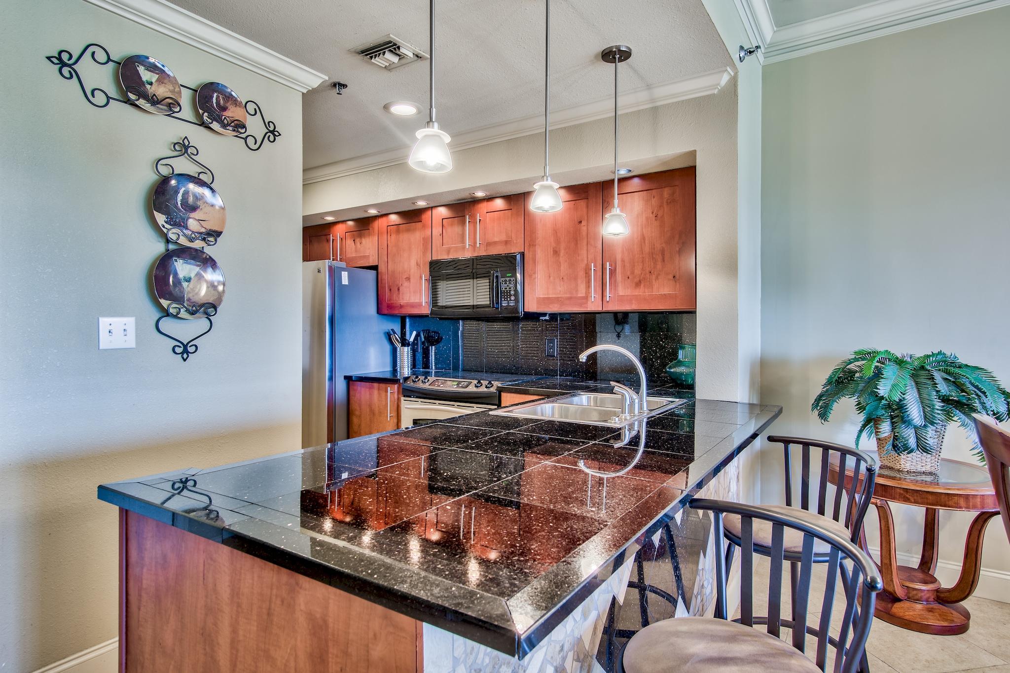 TOPS'L BEACH MANOR - Residential