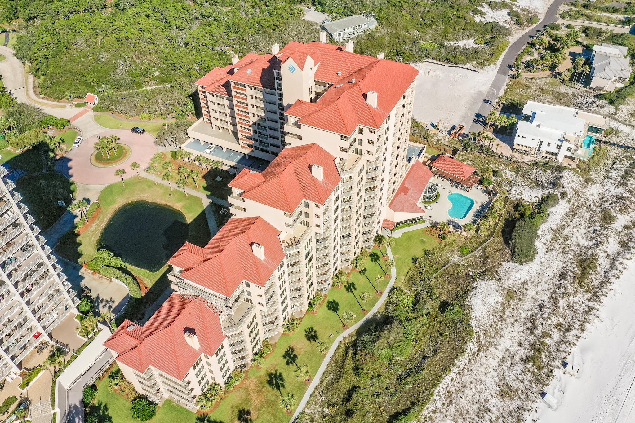 TOPS'L BEACH MANOR - Residential