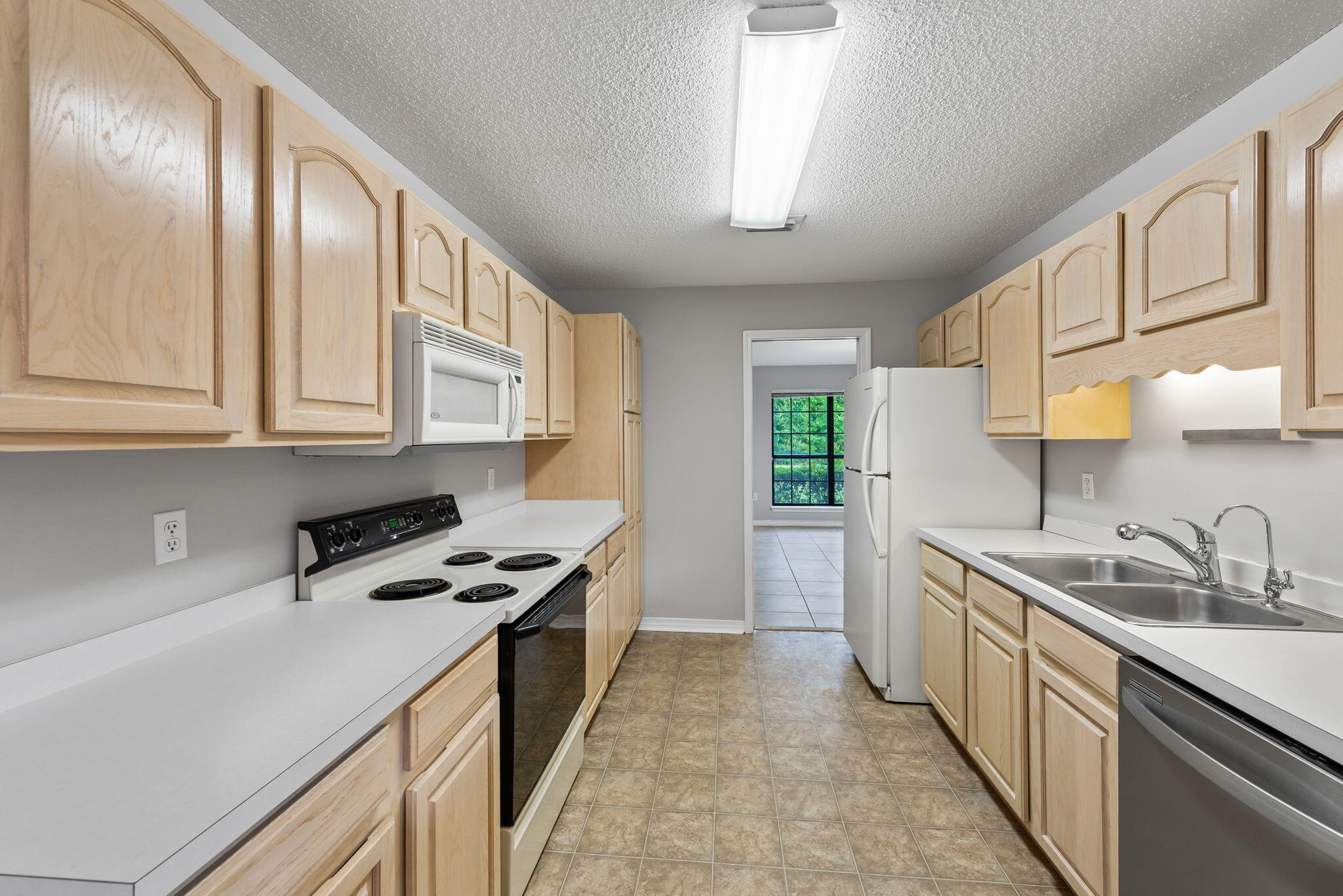 HOLLEY BY THE SEA - Residential