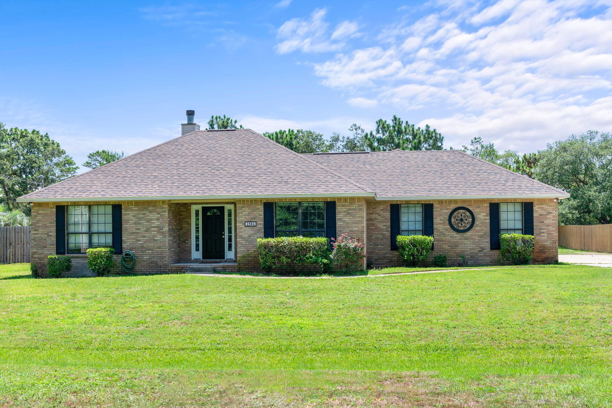 HOLLEY BY THE SEA - Residential