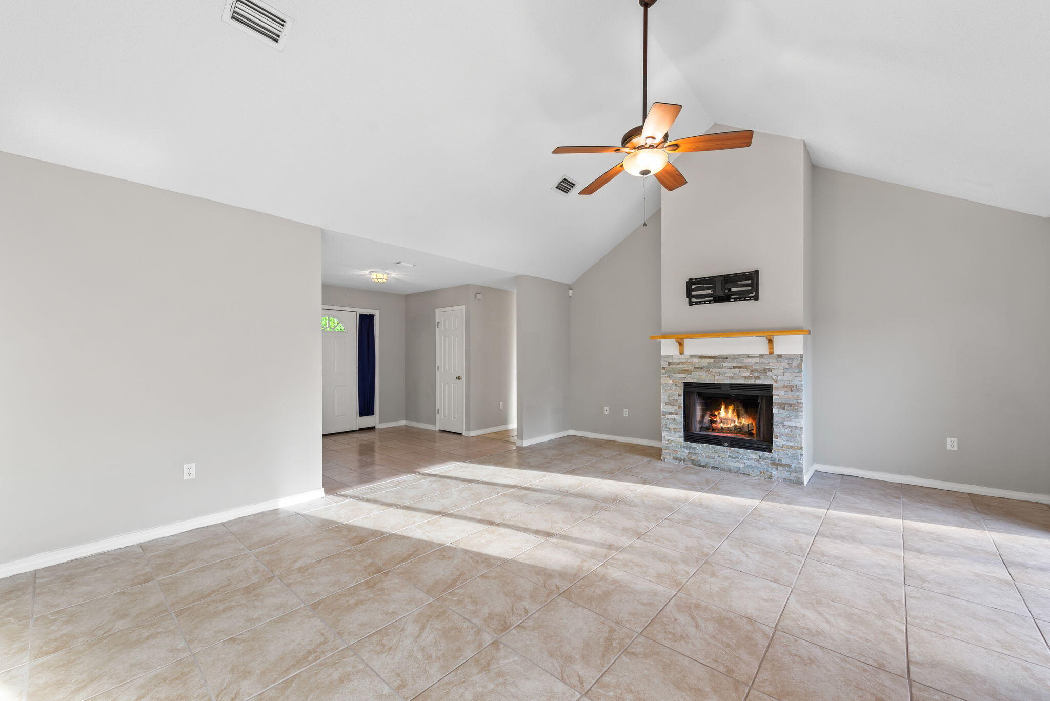 HOLLEY BY THE SEA - Residential