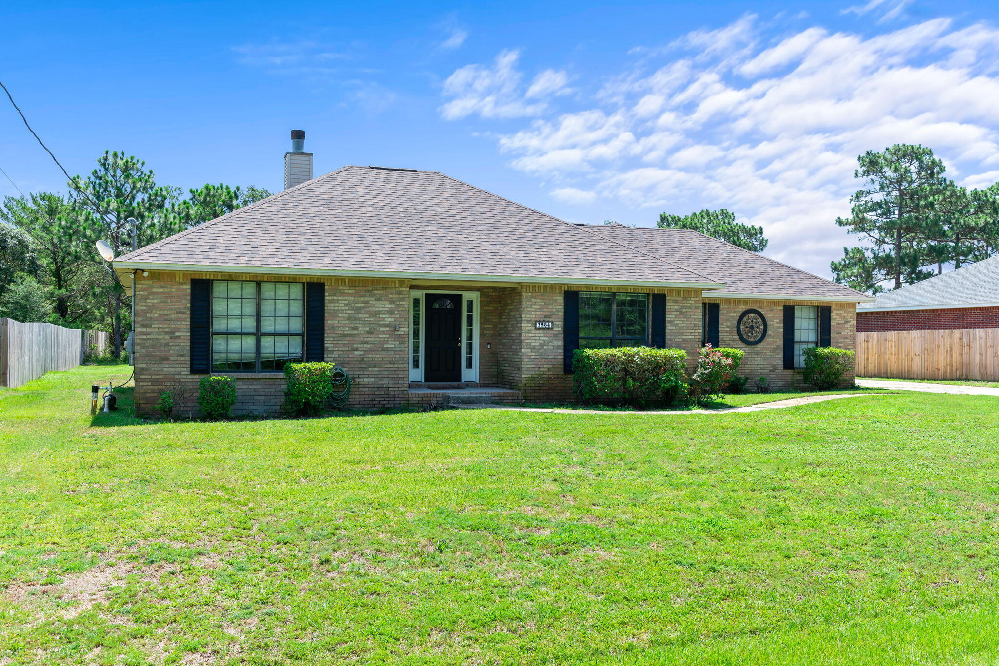 HOLLEY BY THE SEA - Residential