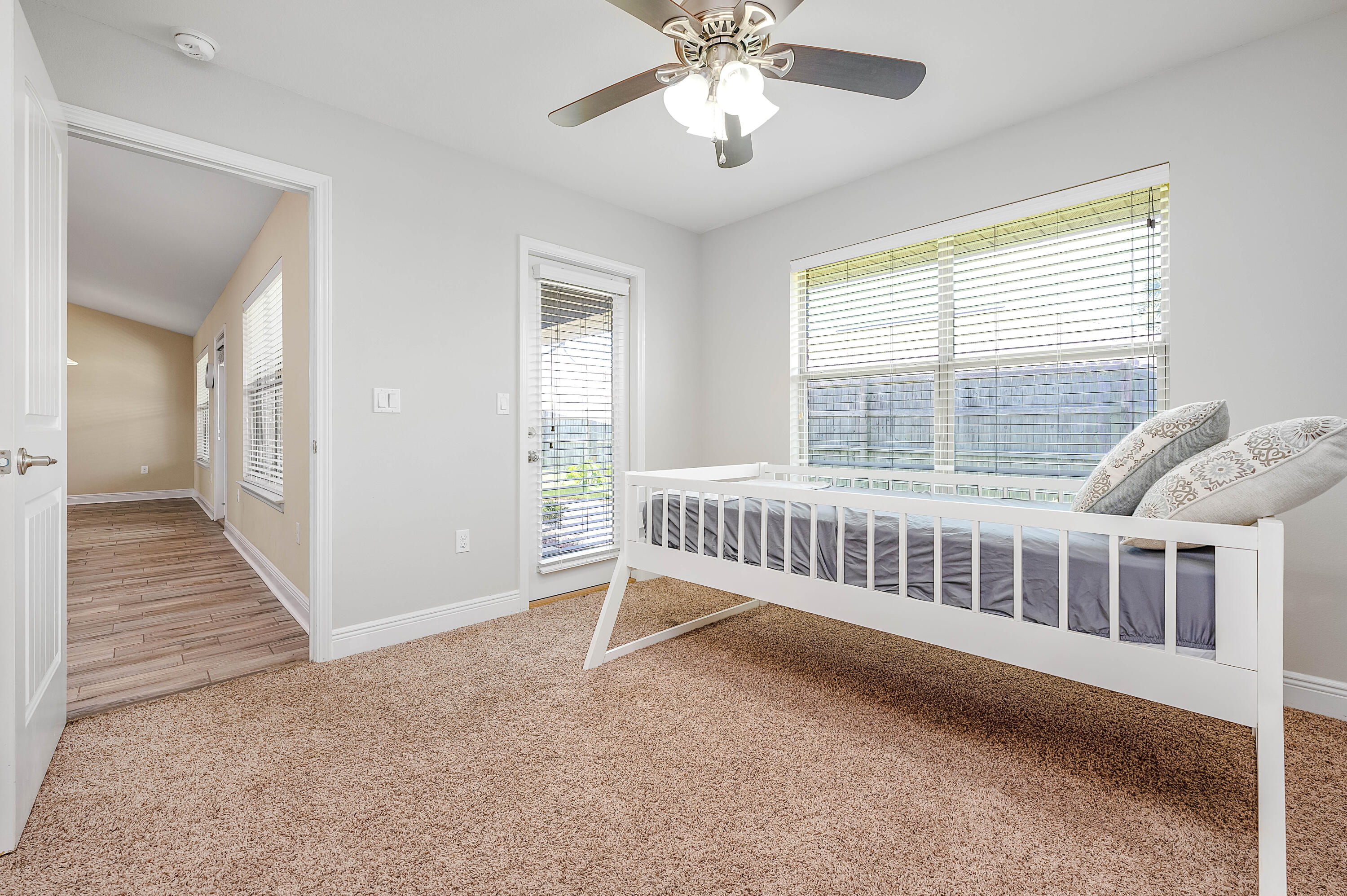 BAY PINES - Residential