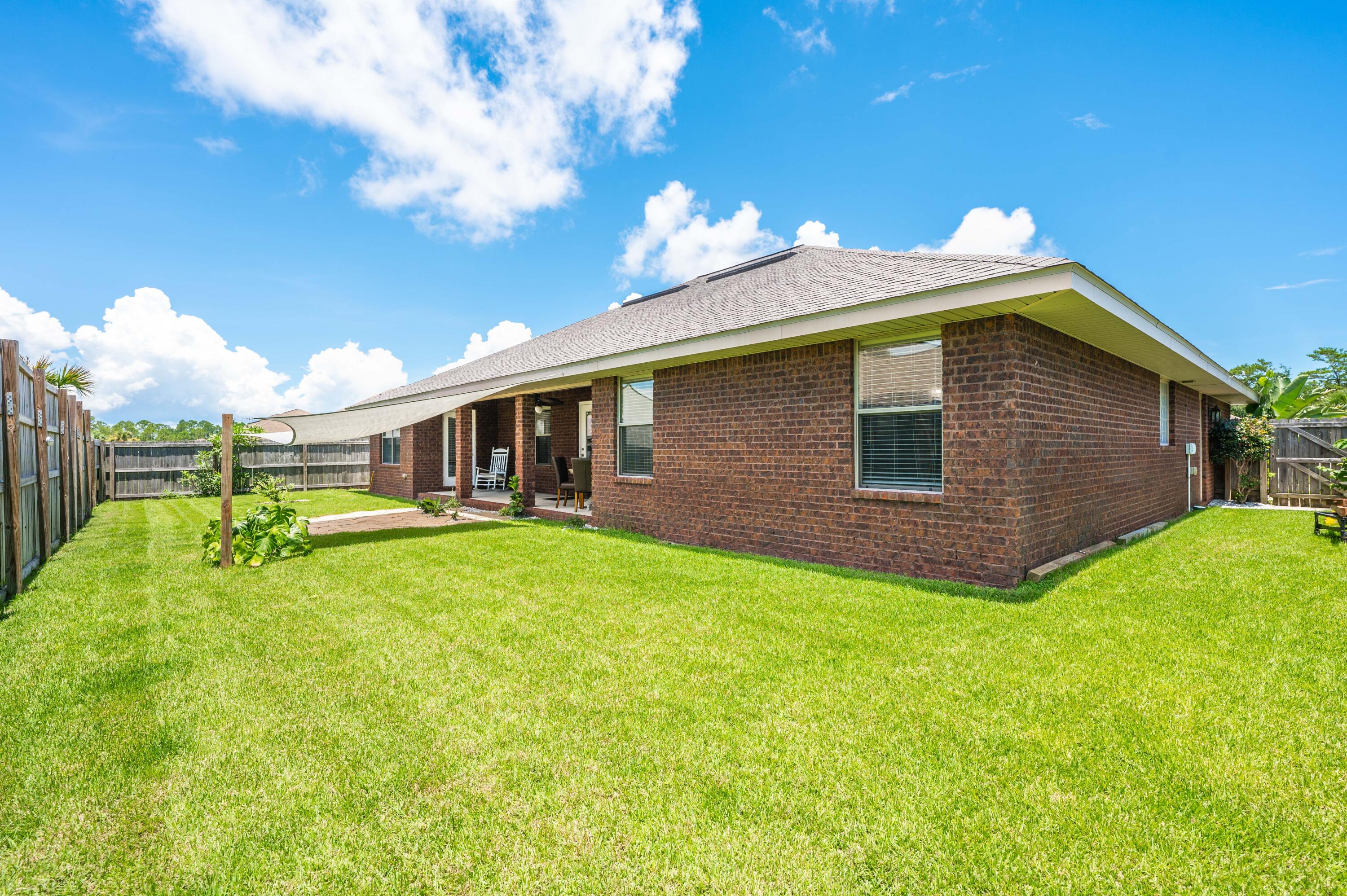 BAY PINES - Residential