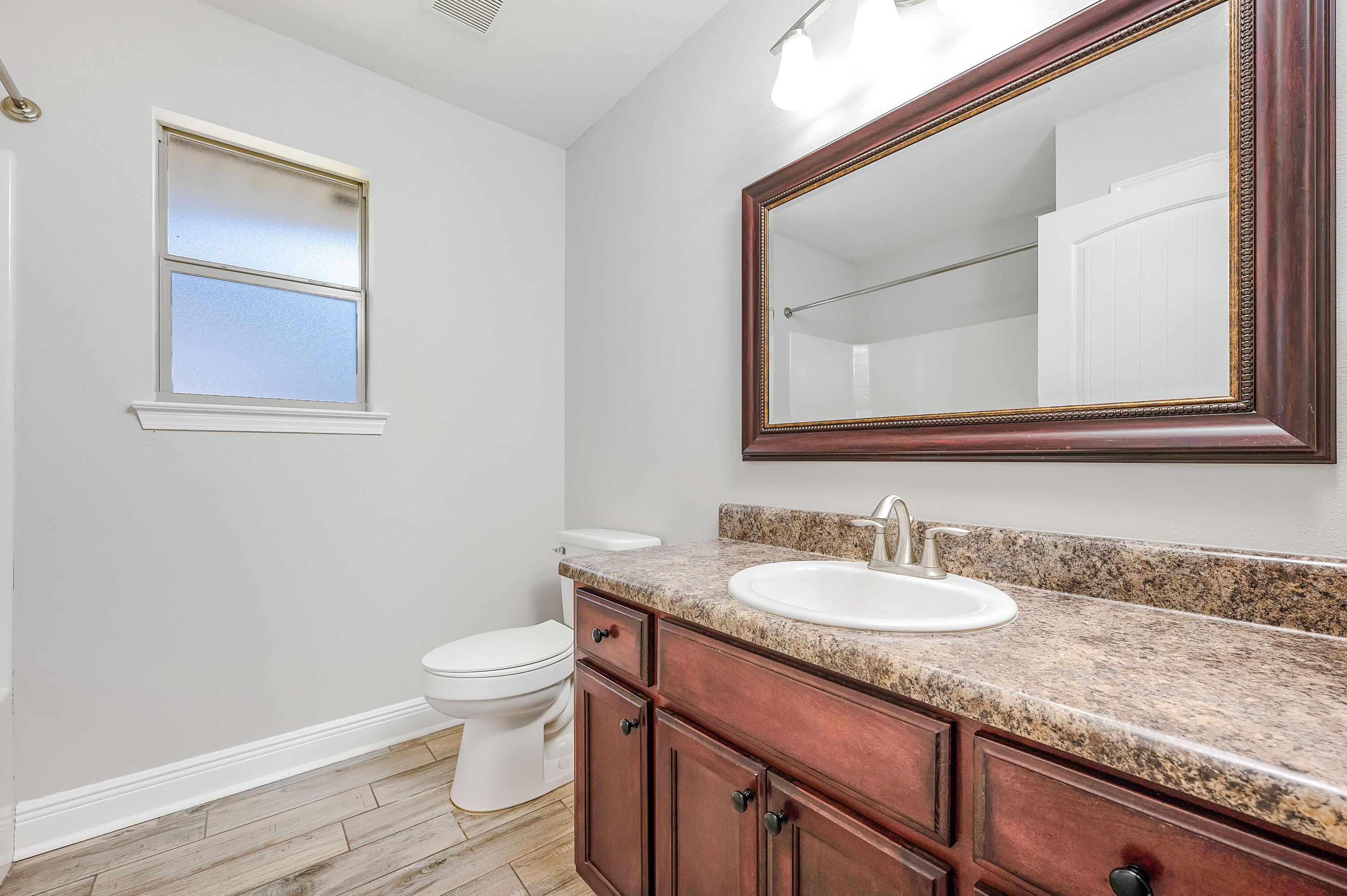 BAY PINES - Residential