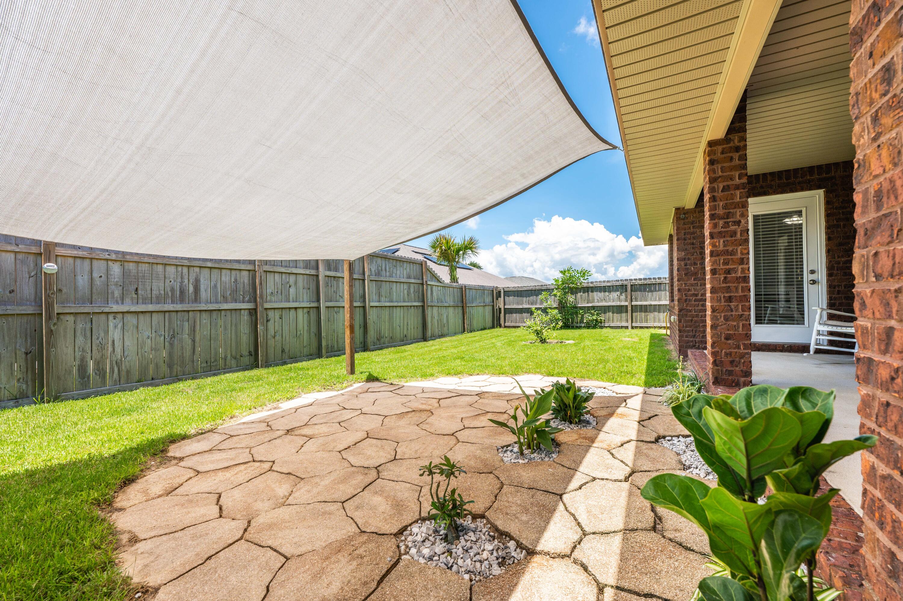 BAY PINES - Residential