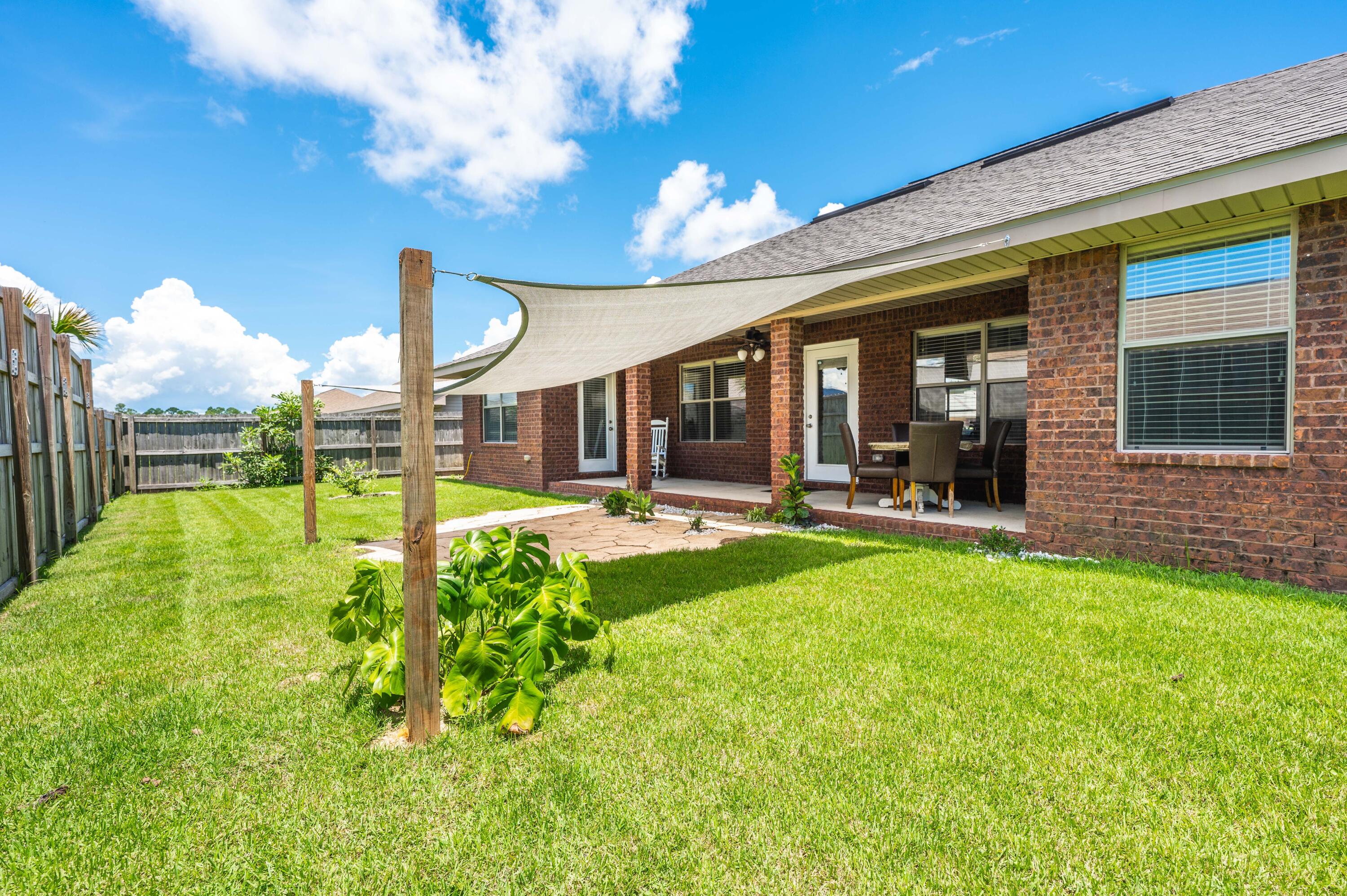 BAY PINES - Residential