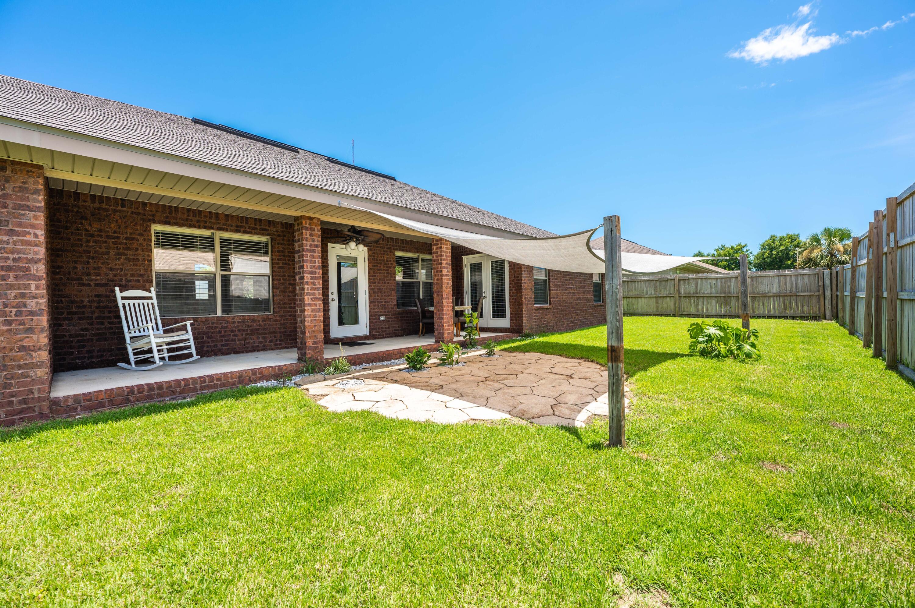 BAY PINES - Residential