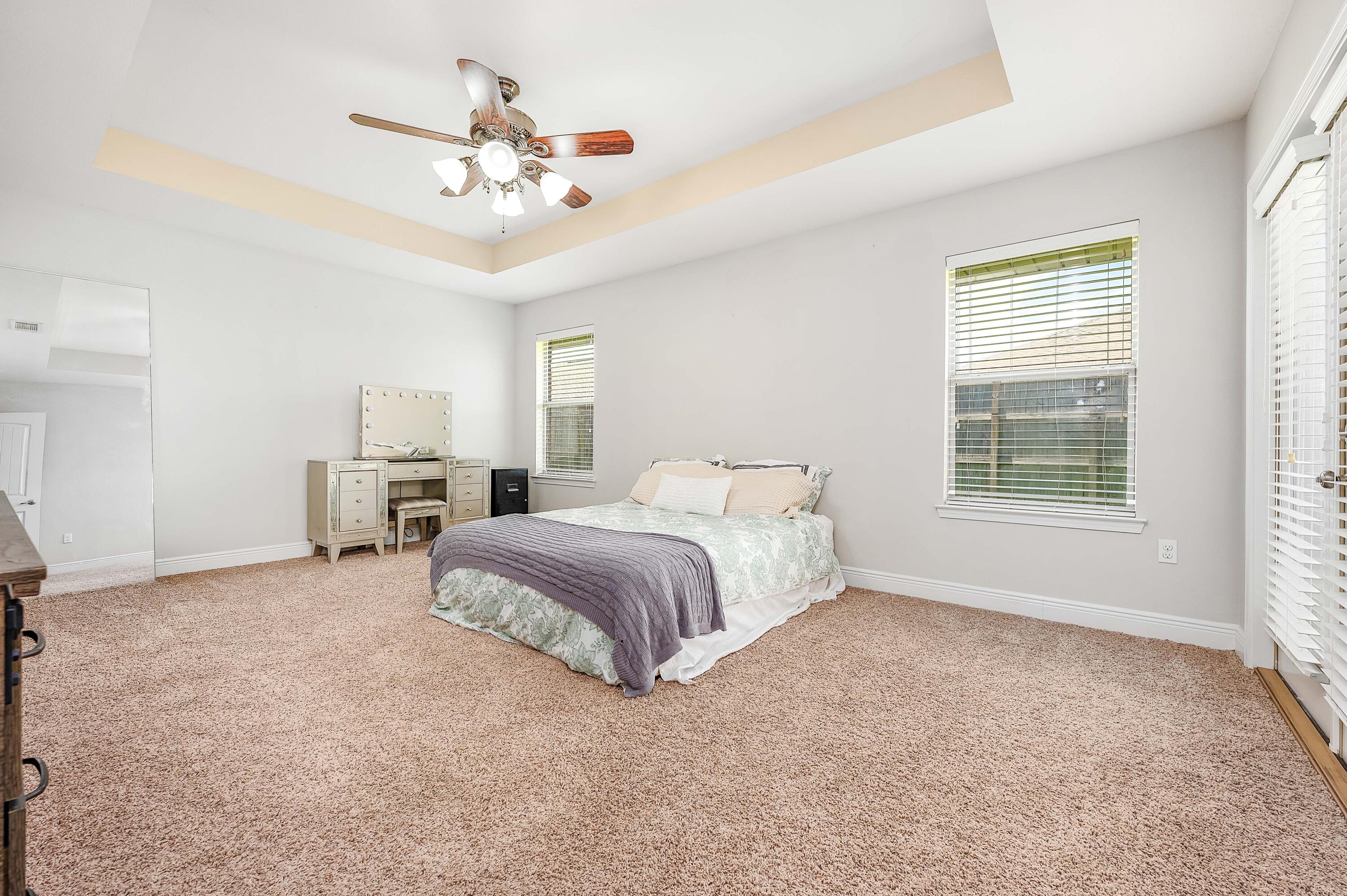 BAY PINES - Residential