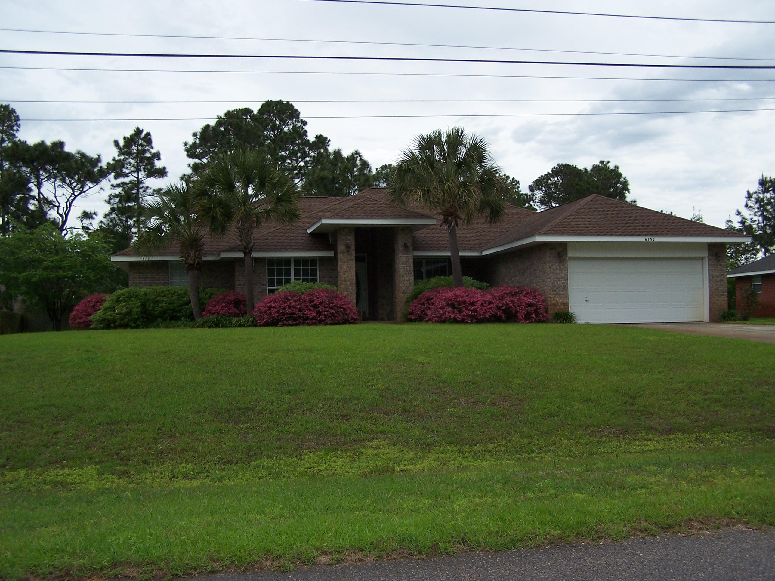 HOLLEY BY THE SEA - Residential