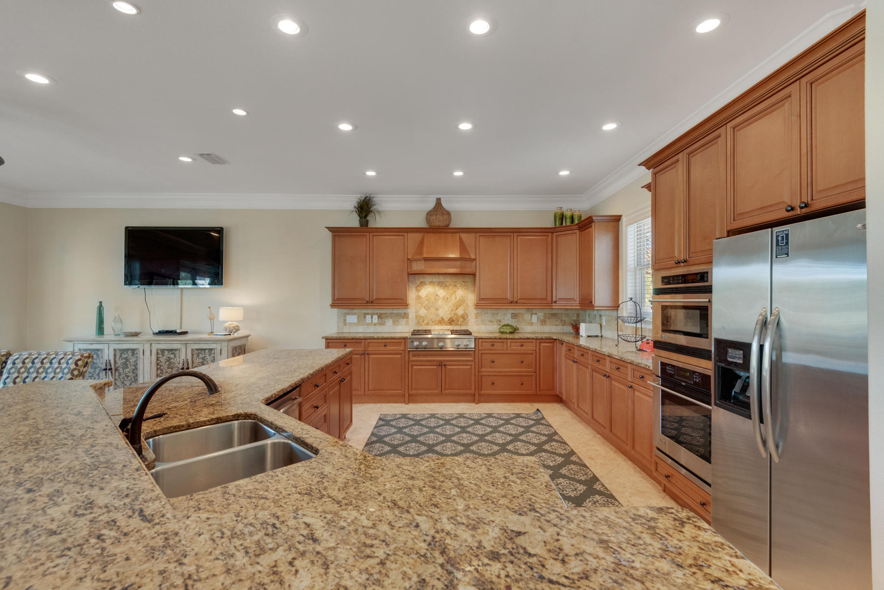 FRANGISTA BEACH 1ST ADDN - Residential