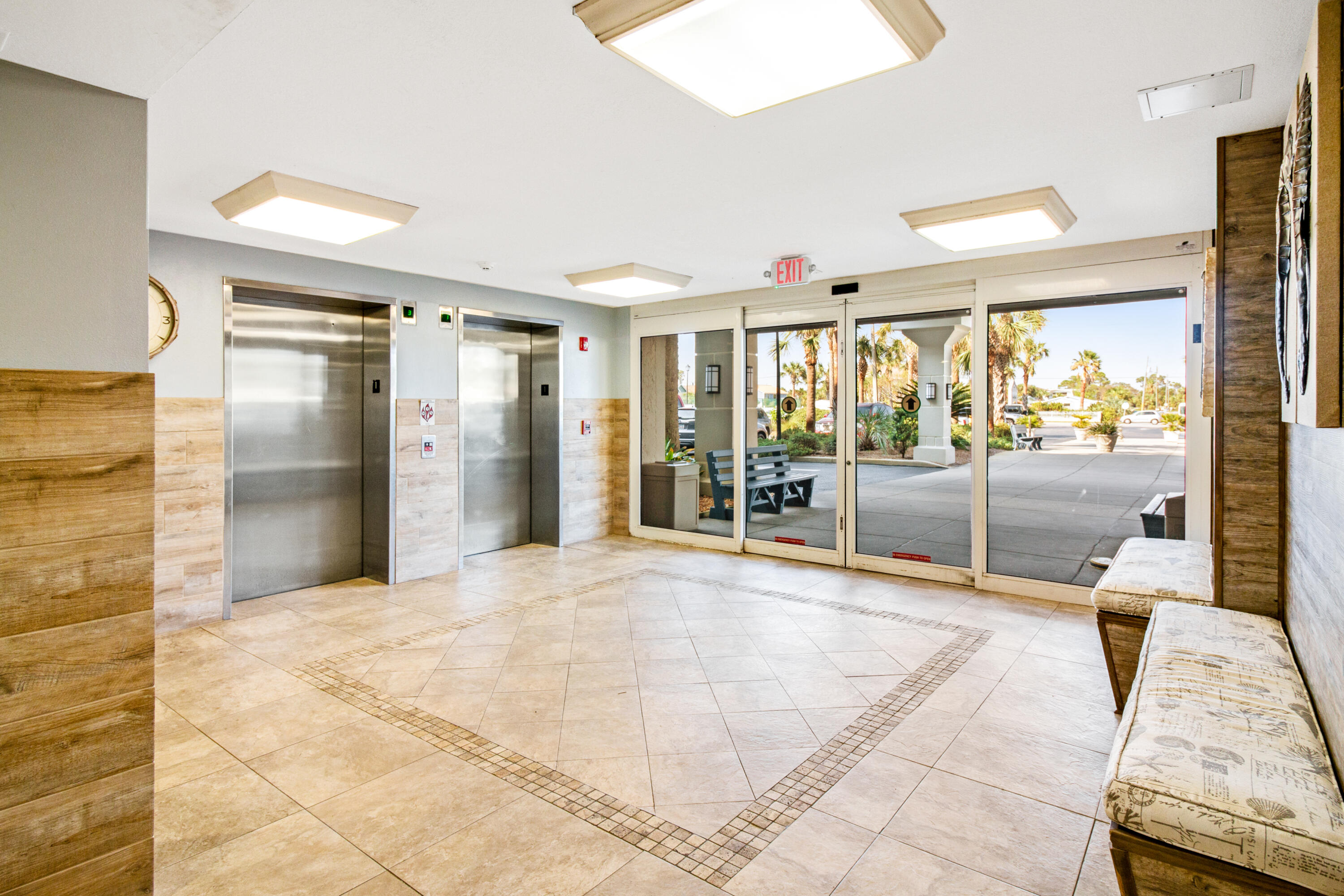 ISLAND ECHO CONDO - Residential