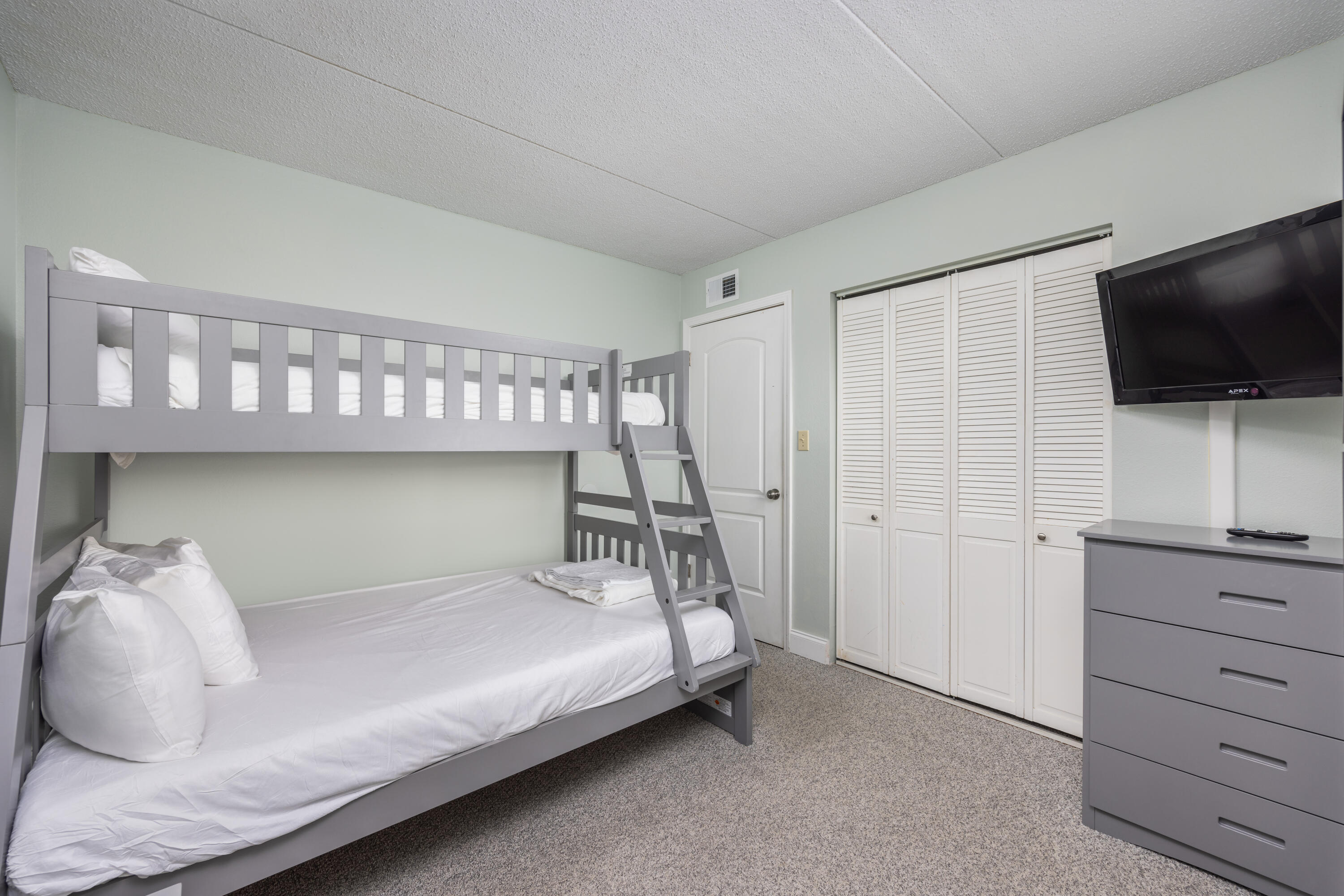 ISLAND ECHO CONDO - Residential