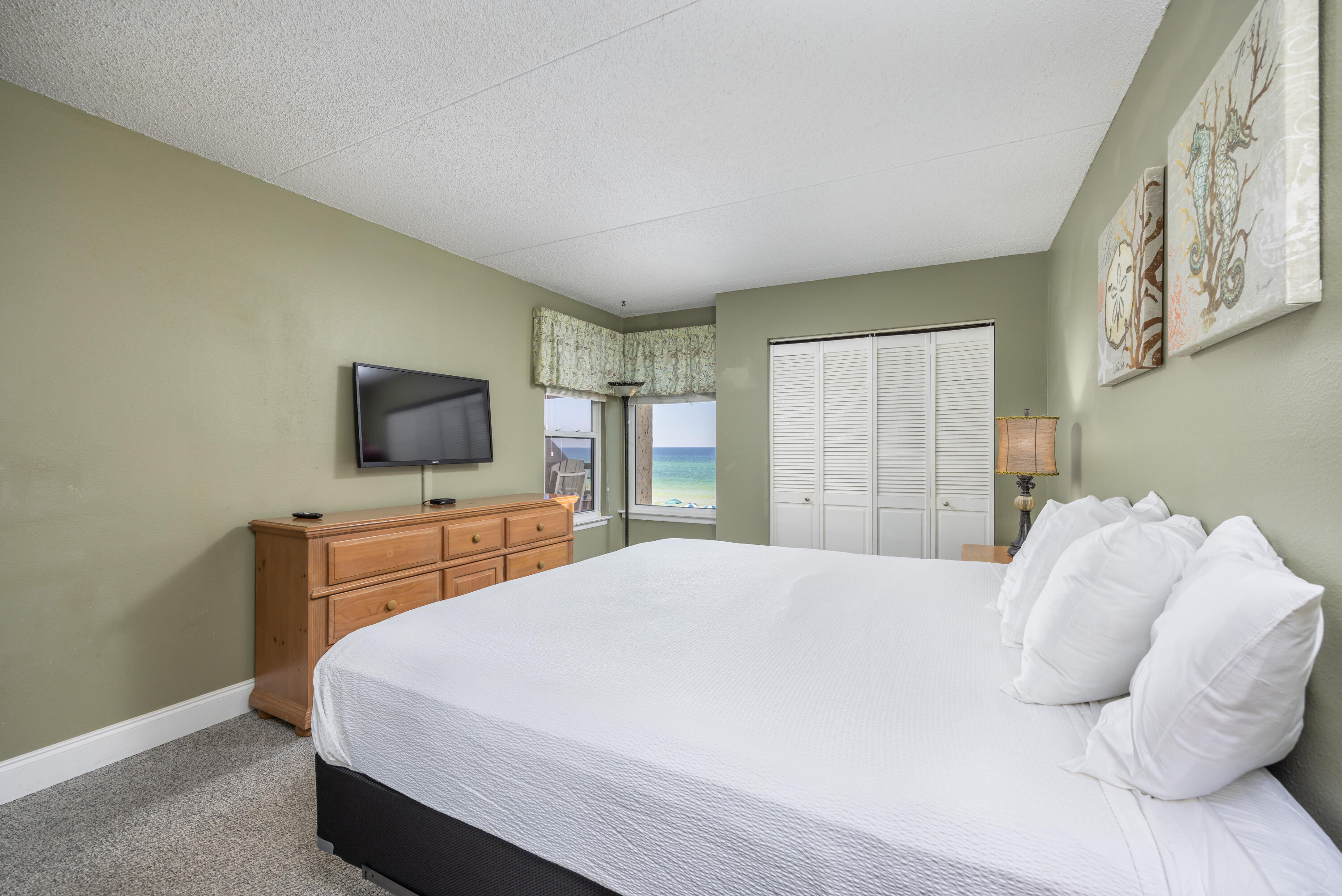 ISLAND ECHO CONDO - Residential