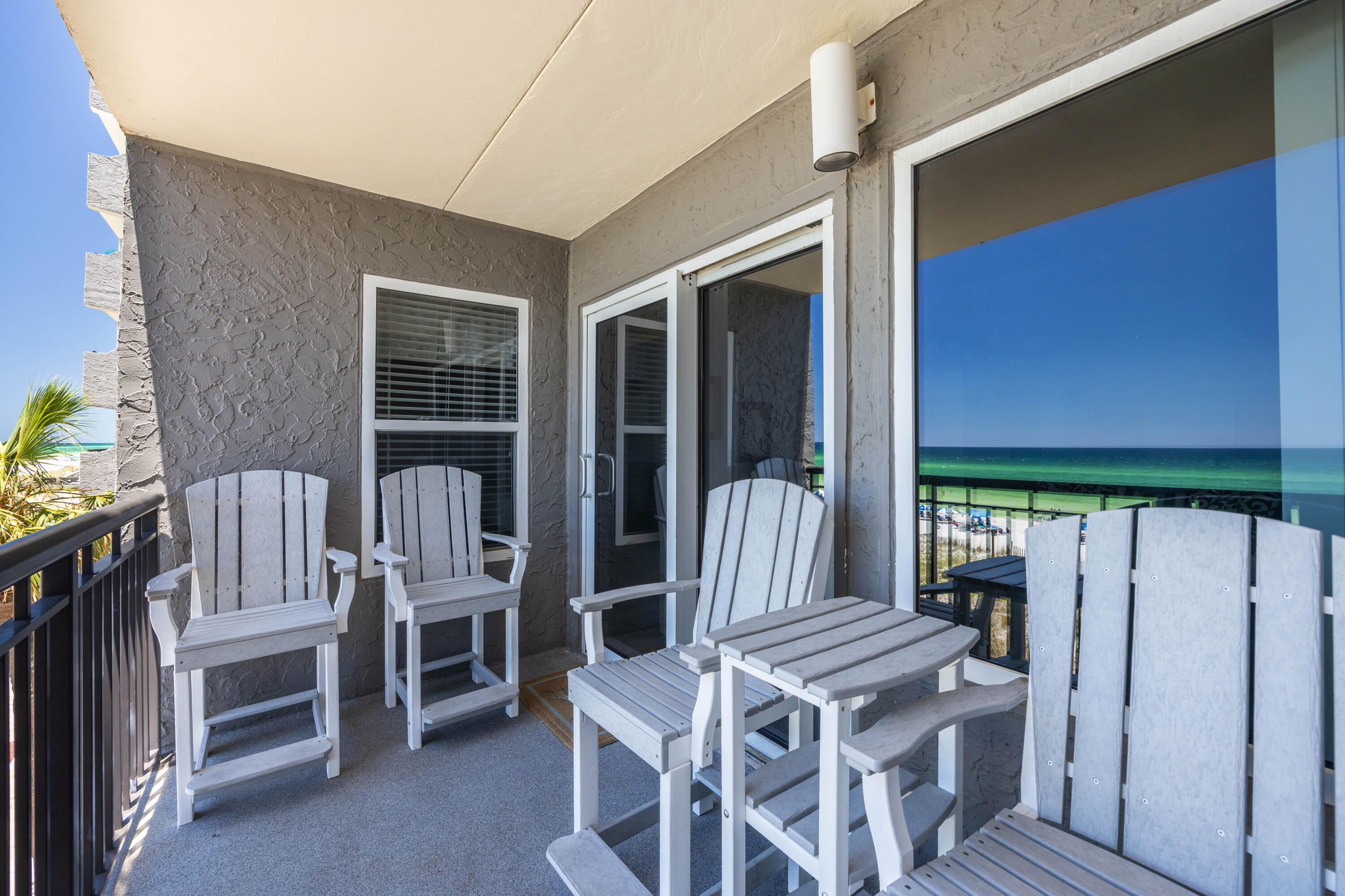 ISLAND ECHO CONDO - Residential