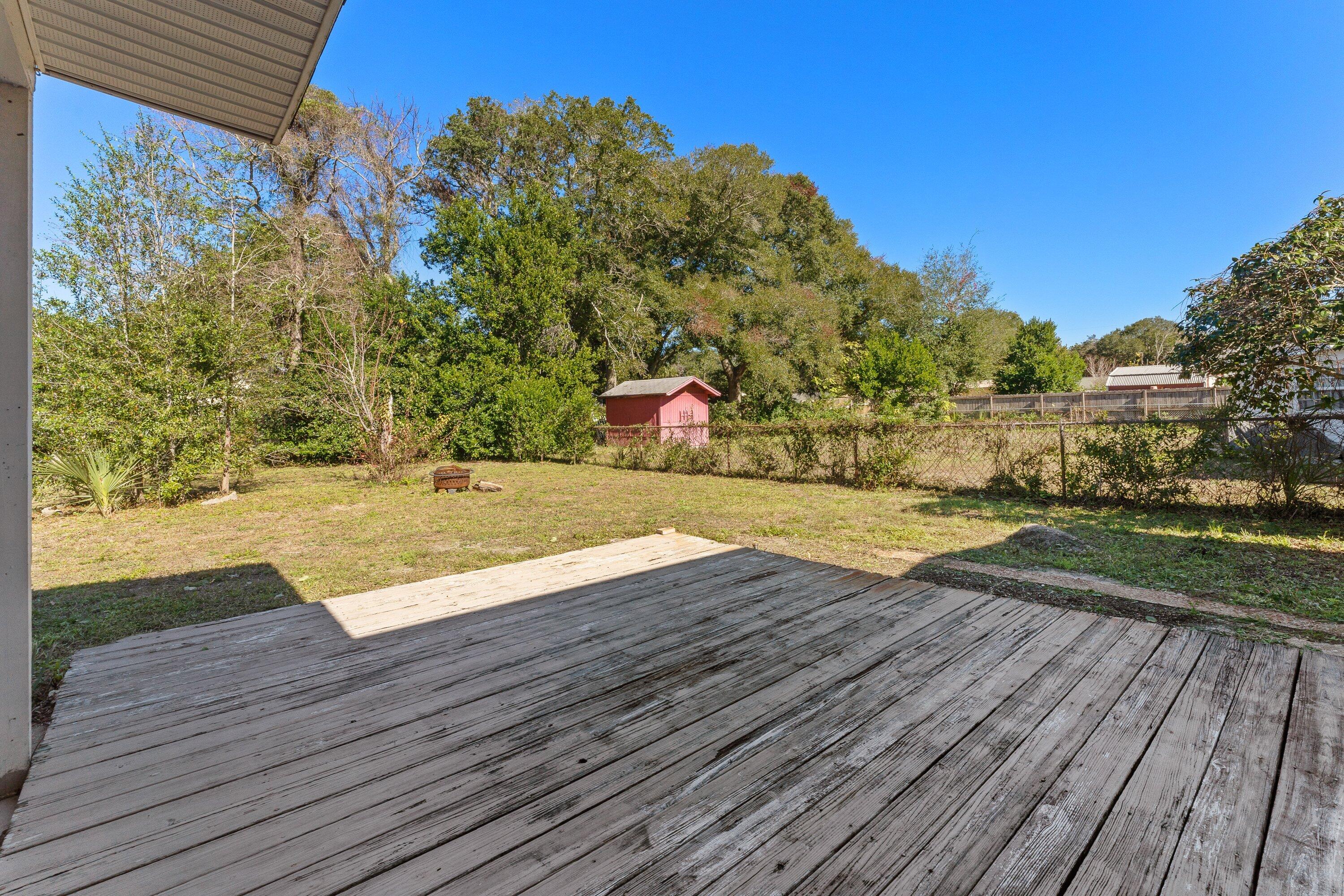 ELLIOTTS POINT 4TH ADDN - Residential