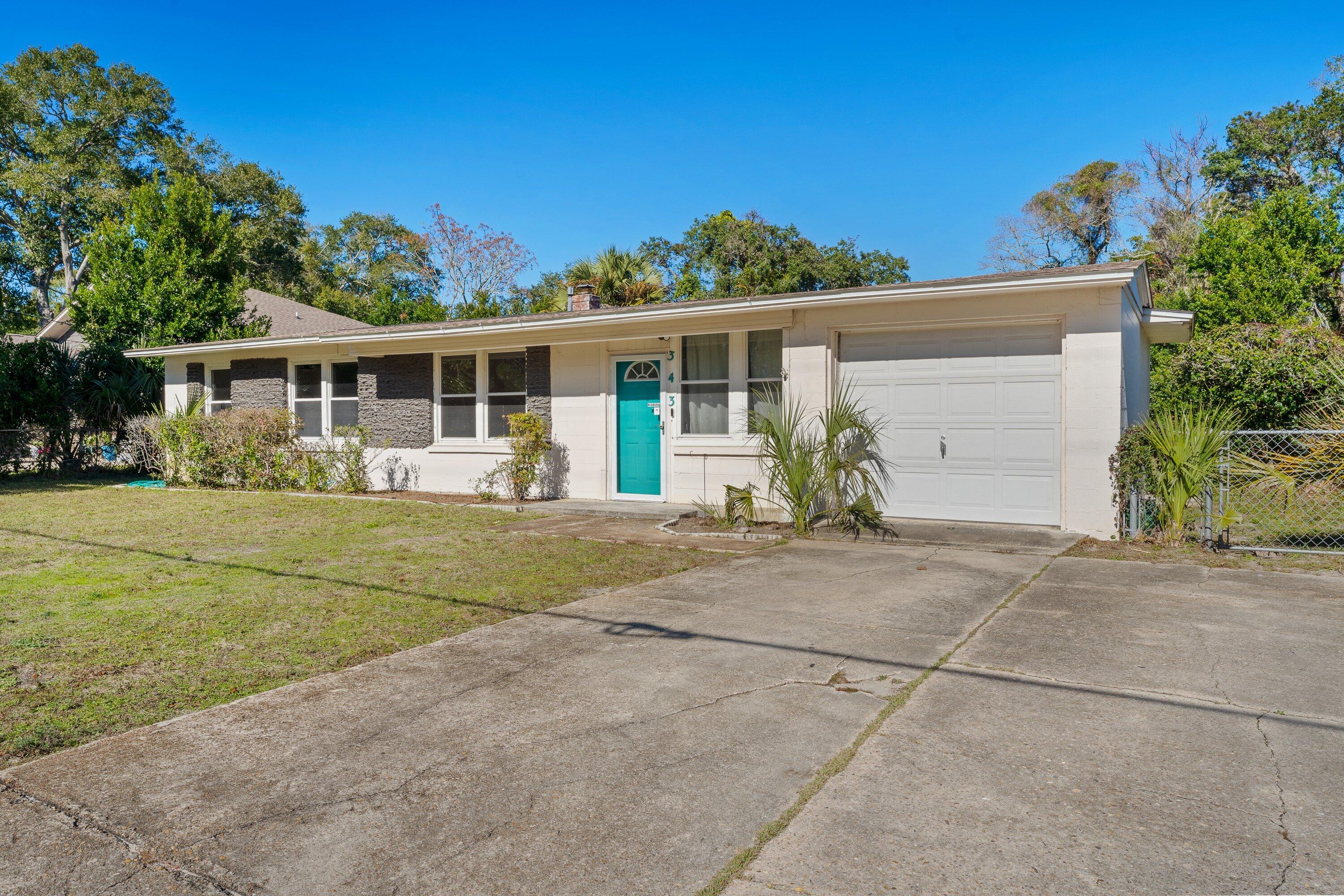 ELLIOTTS POINT 4TH ADDN - Residential