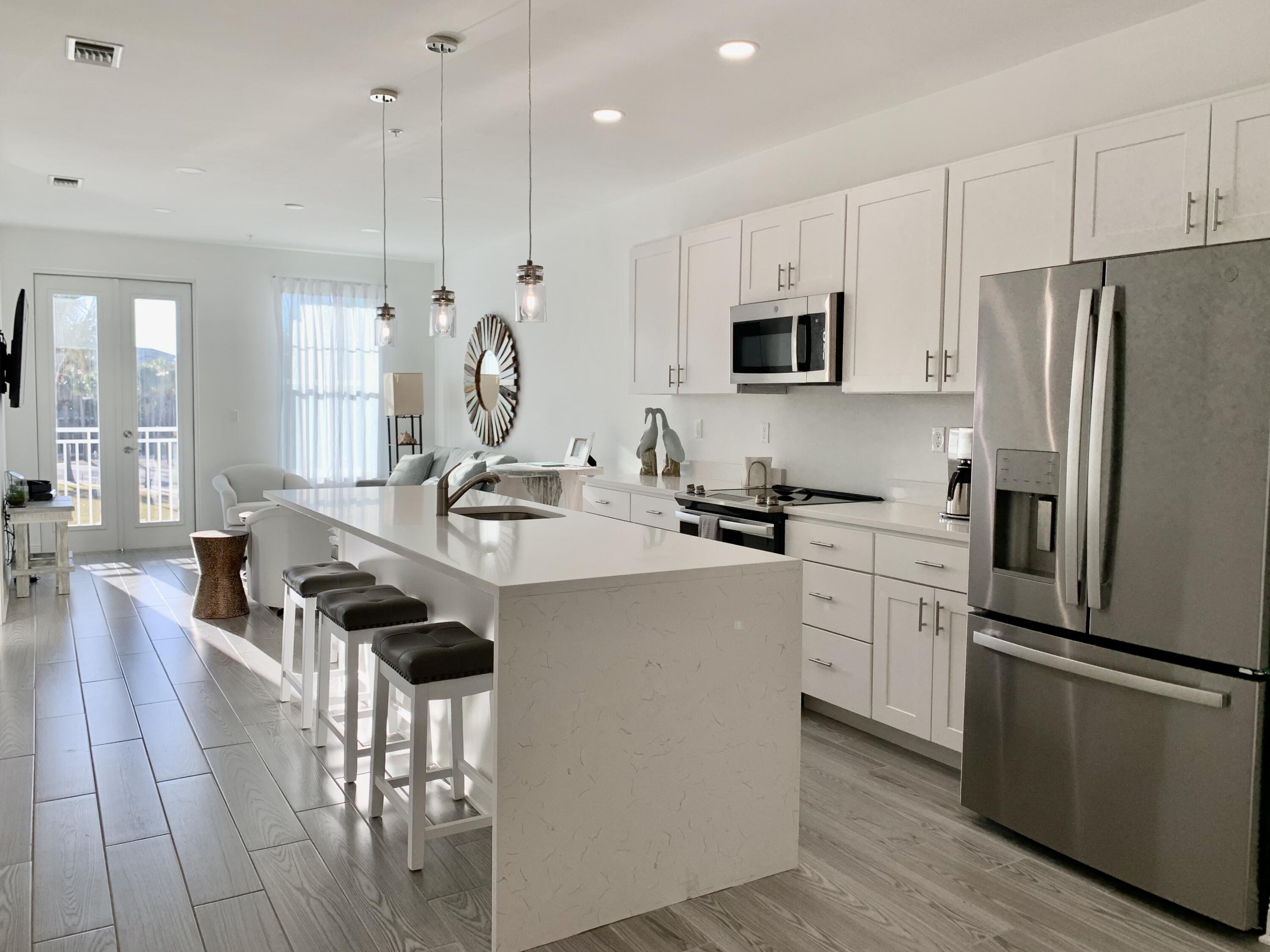 Gulf Place Residences - Residential