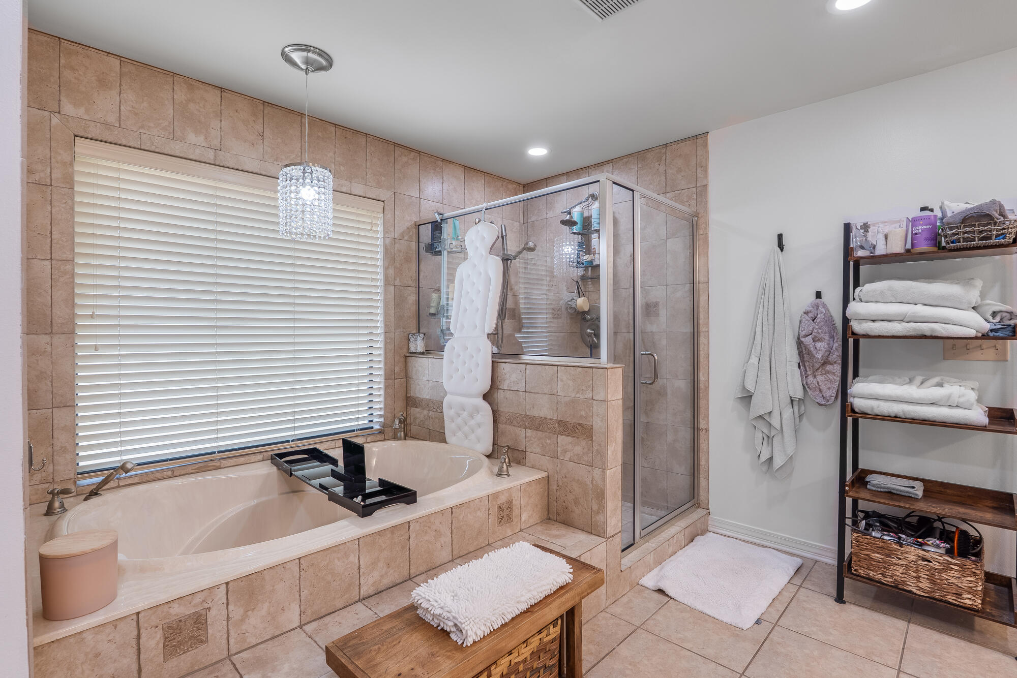 EMERALD BAY BAYWINDS GOLF ESTATES - Residential