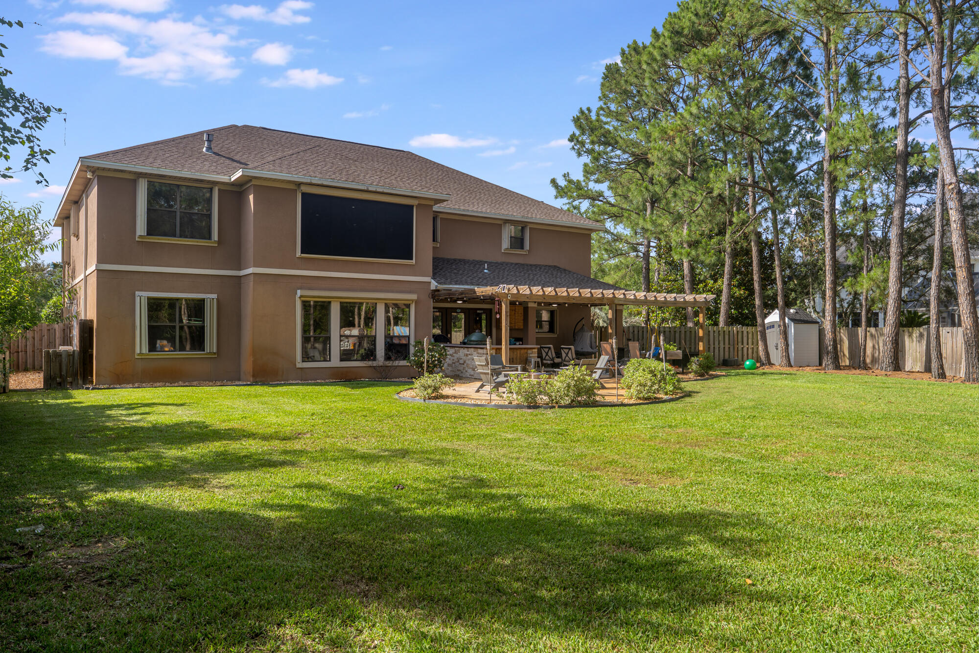 EMERALD BAY BAYWINDS GOLF ESTATES - Residential