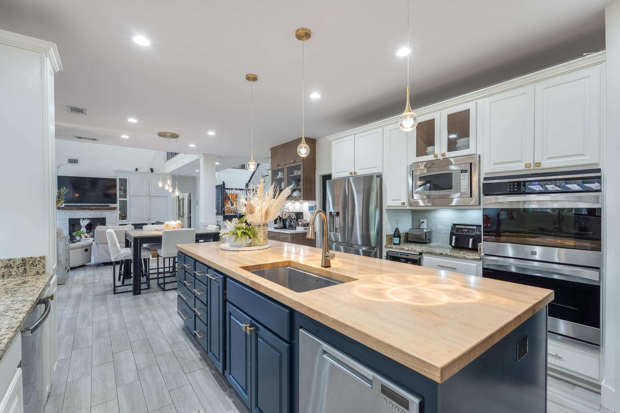 EMERALD BAY BAYWINDS GOLF ESTATES - Residential