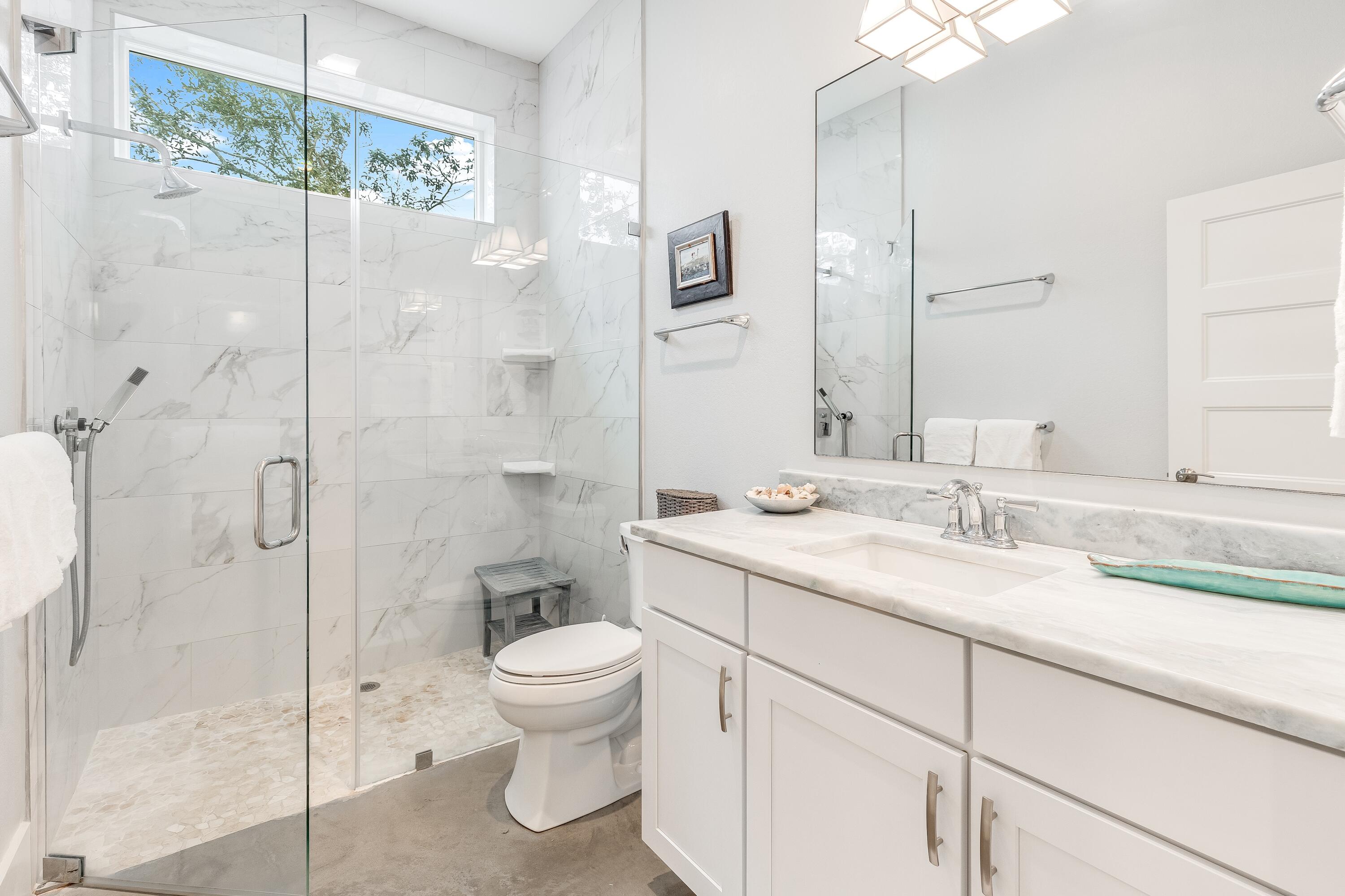 GULF SHORE MANOR-SEAGROVE - Residential
