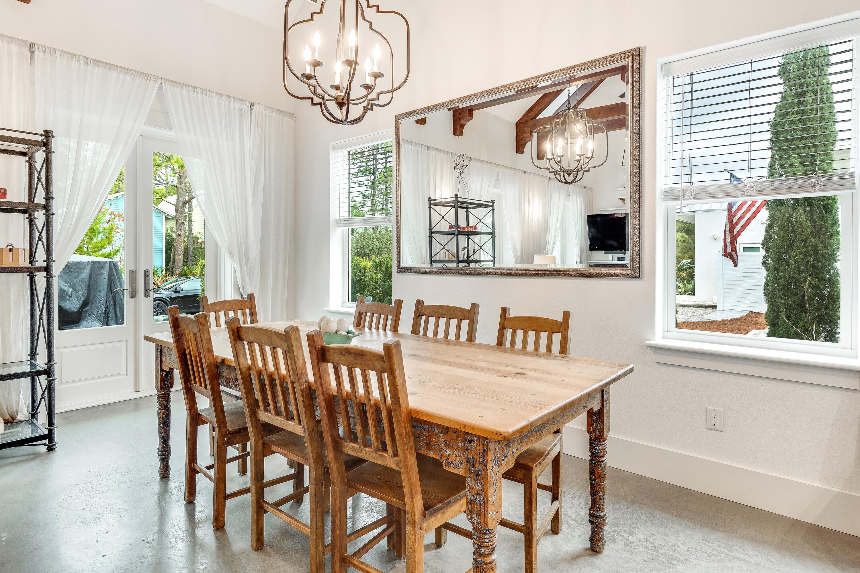 GULF SHORE MANOR-SEAGROVE - Residential