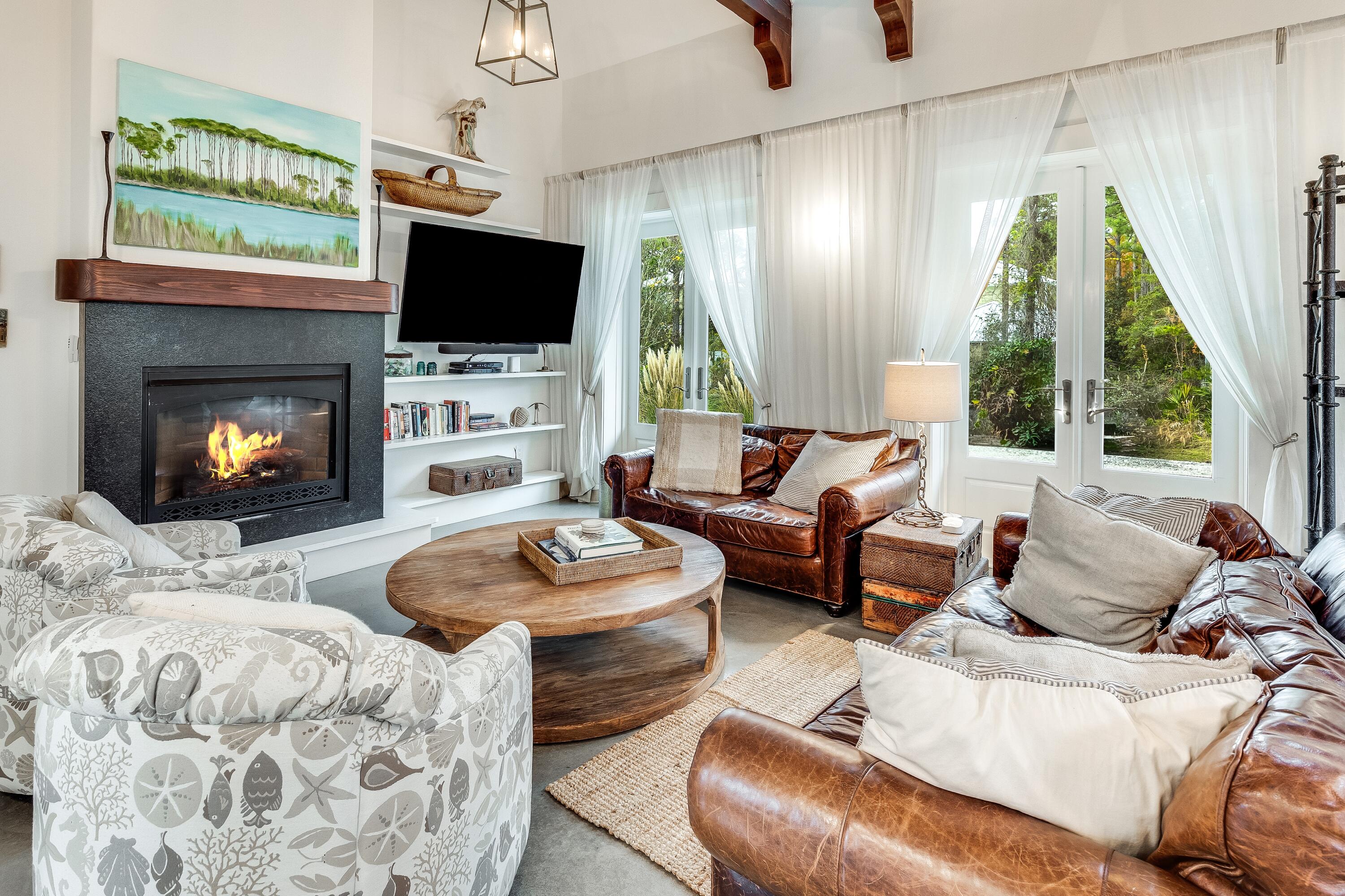 GULF SHORE MANOR-SEAGROVE - Residential