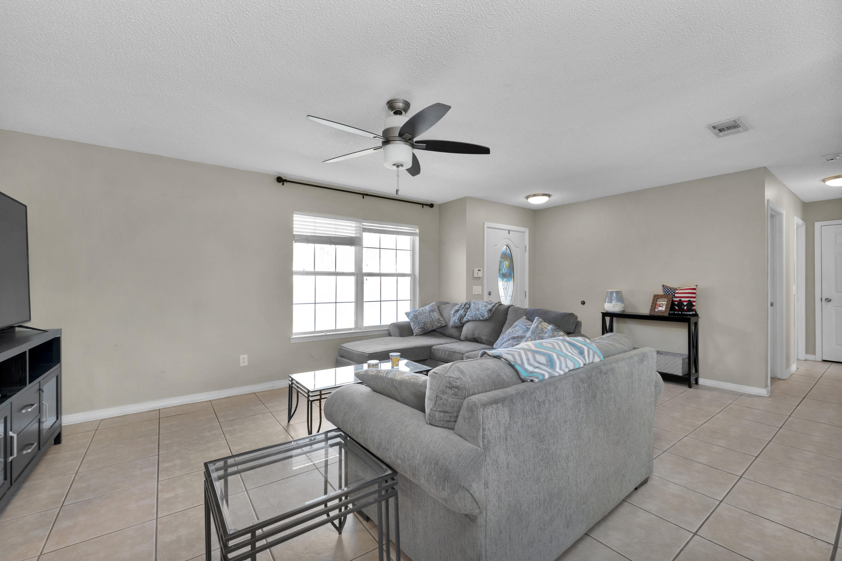 COUNTRYVIEW ESTATES 8TH ADDN - Residential