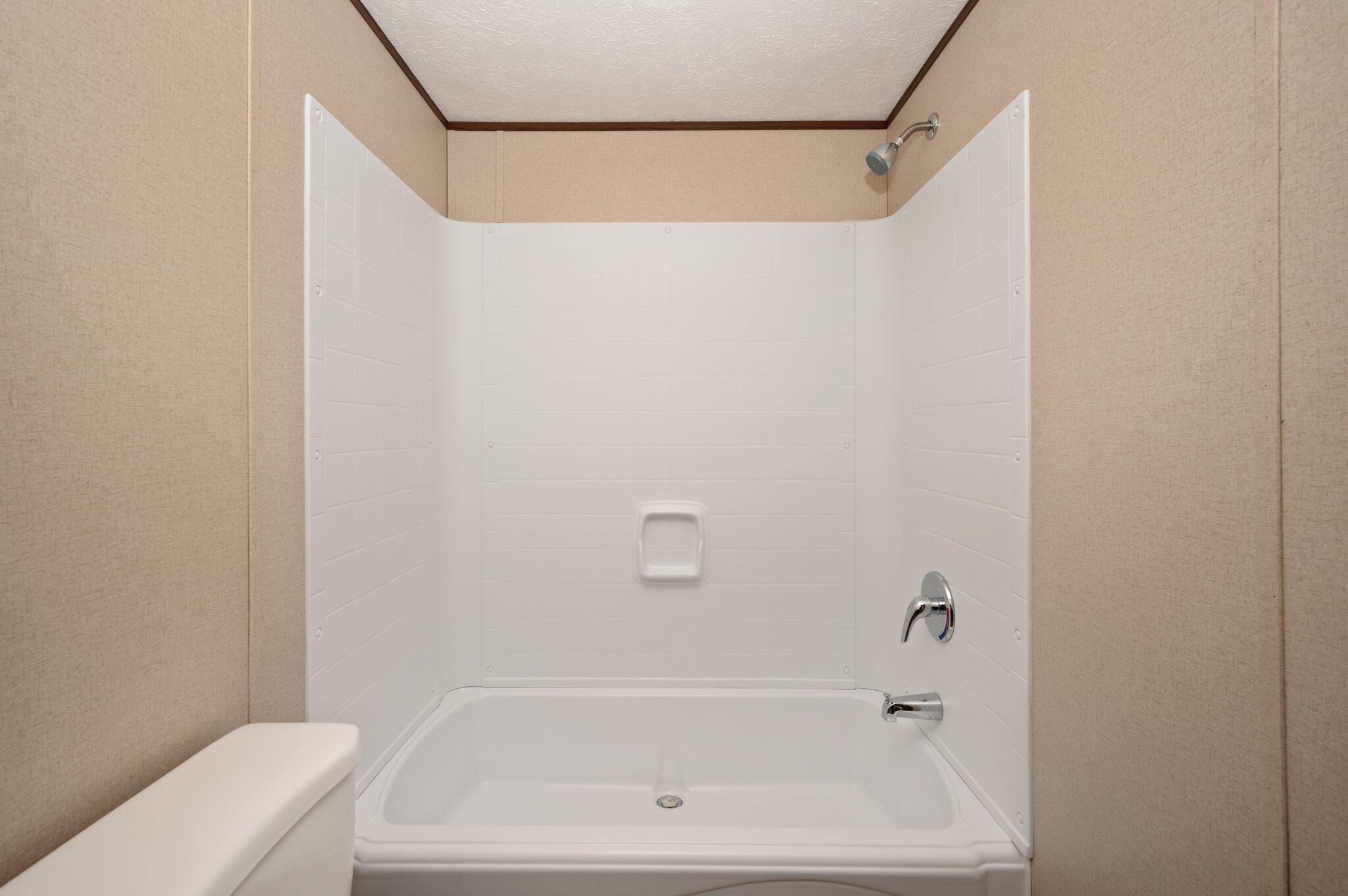 THE PINES S/D LOT 31 BLK 10 - Residential