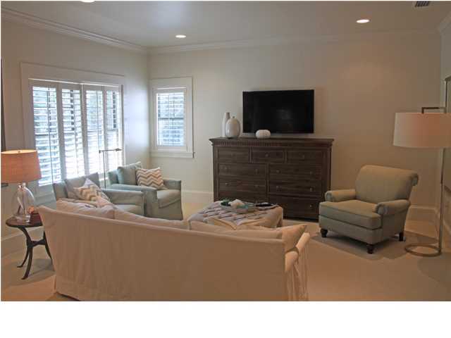 SEAGROVE 1ST ADDN - Residential