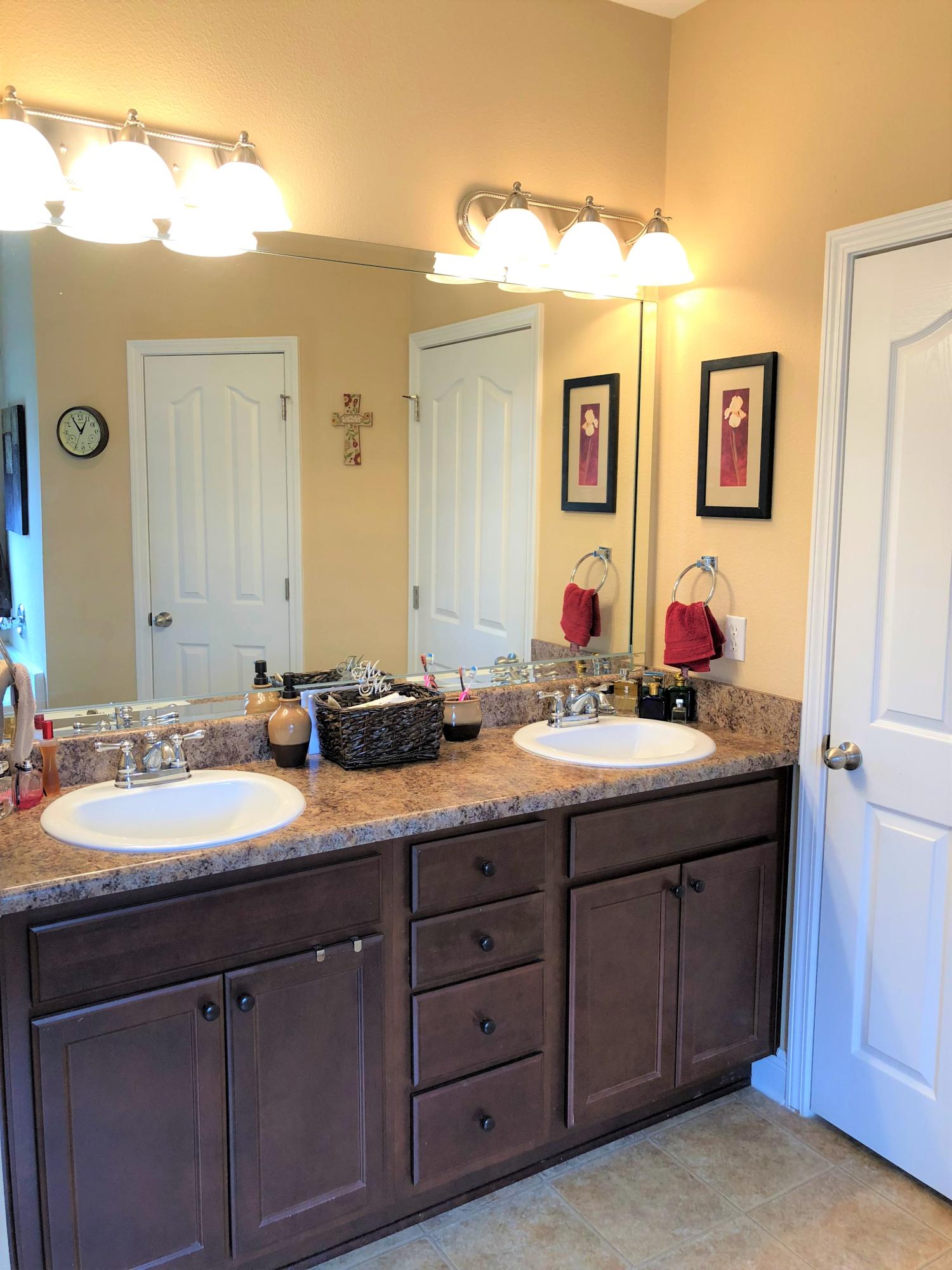 ROLLING RIDGE - Residential