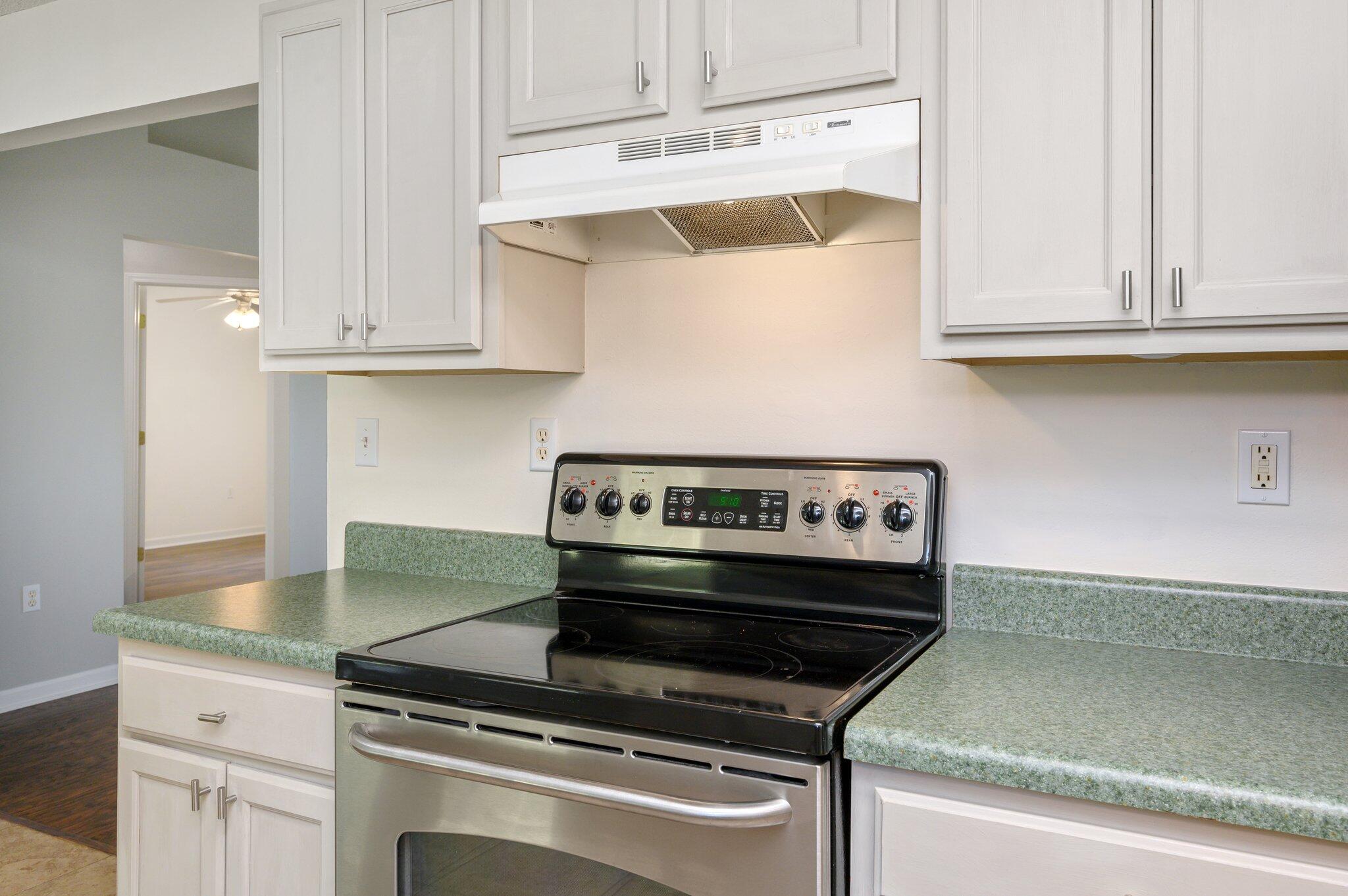 METES & BOUNDS - Residential Lease