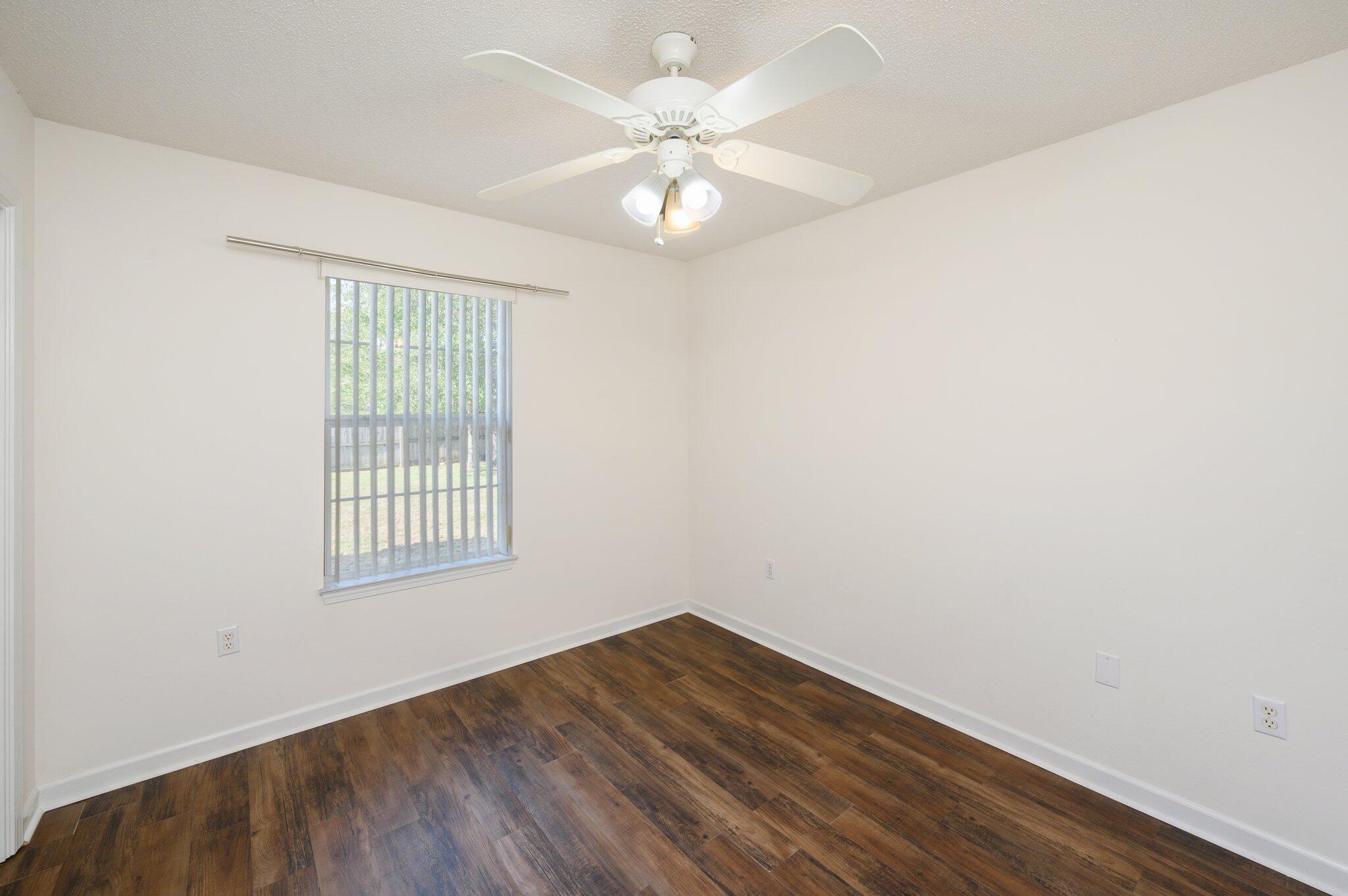 METES & BOUNDS - Residential Lease